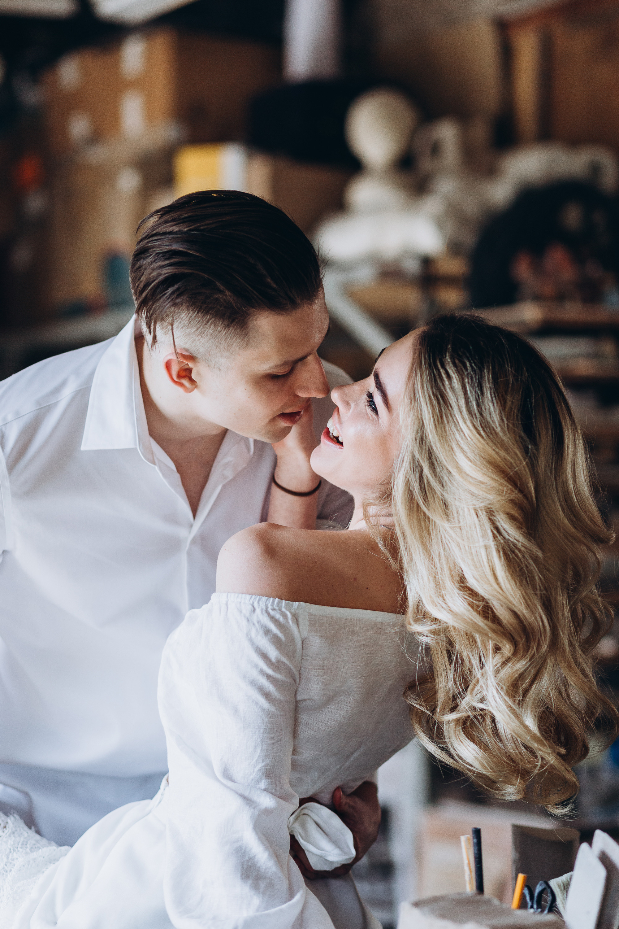 Love in the pottery. Wedding photographer Osokin Evgeniy