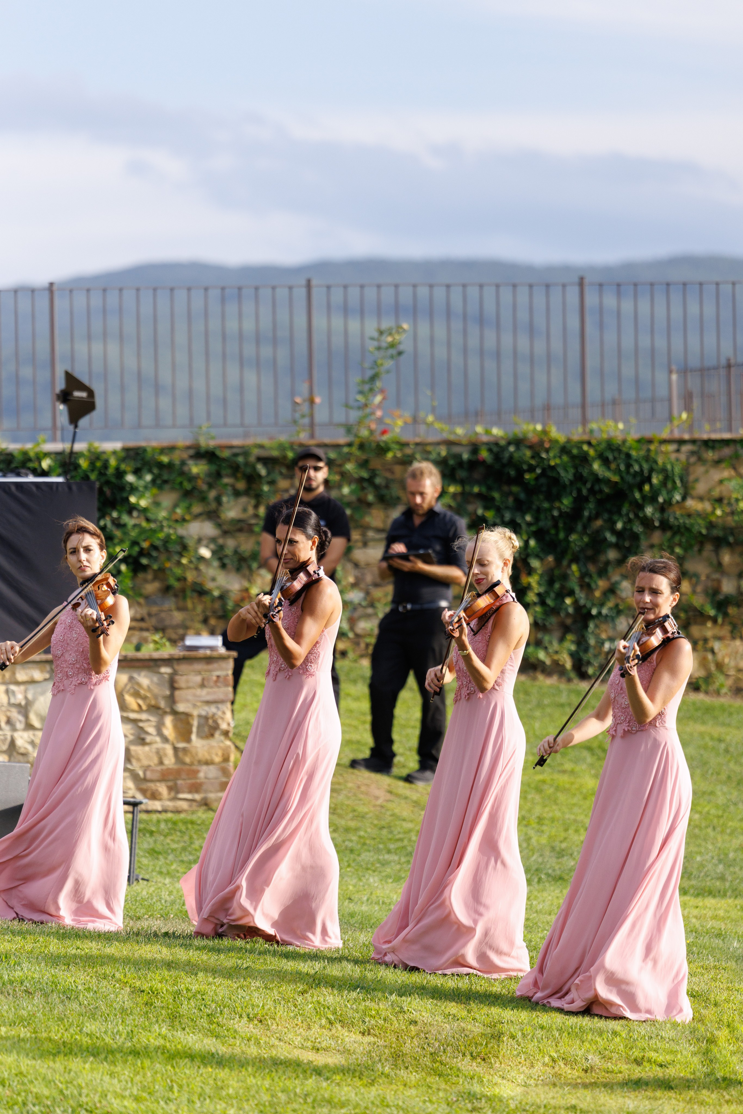 Julia & Max (Florence, Castello Di Cassole). Wedding photographer Osokin Evgeniy