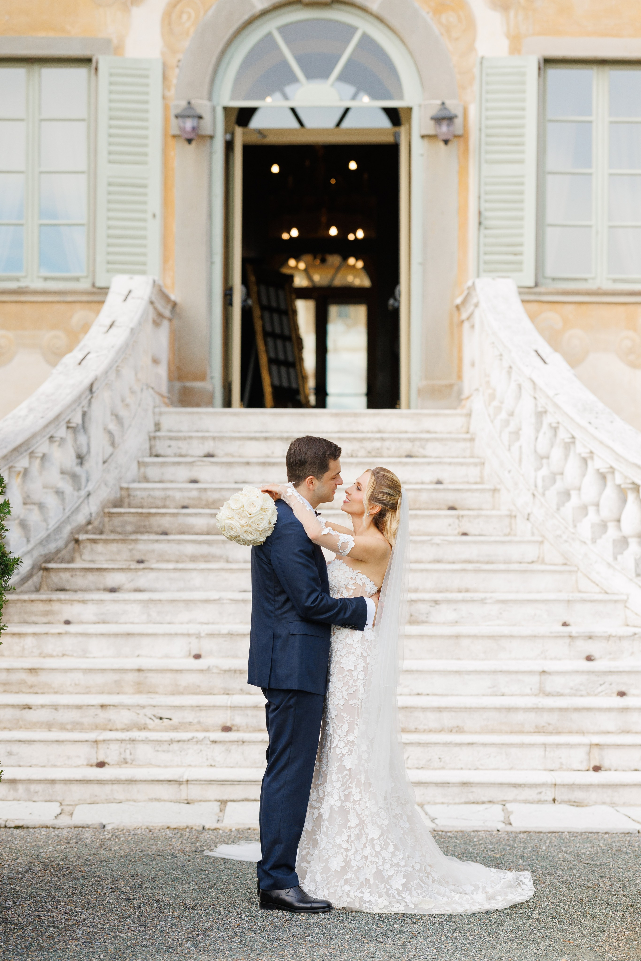 Camilla & Guiseppe (Bergamo, Villa Canton). Wedding photographer Osokin Evgeniy