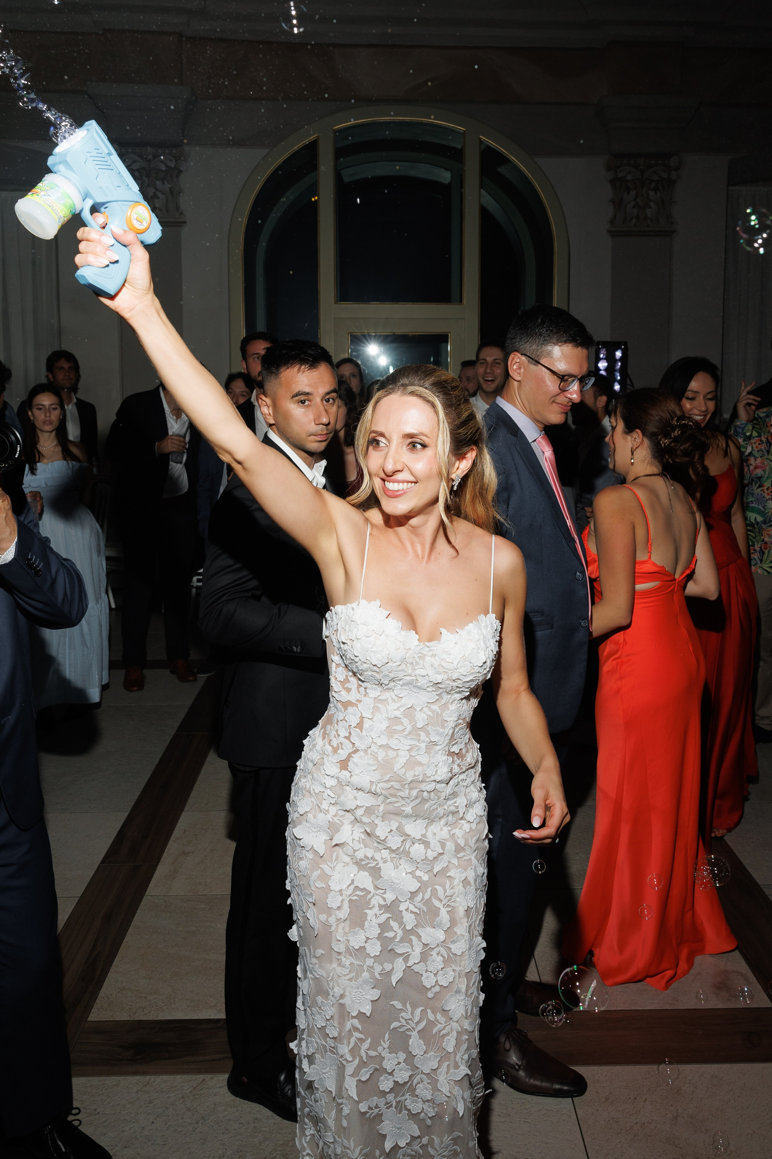 Camilla & Guiseppe (Bergamo, Villa Canton). Wedding photographer Osokin Evgeniy