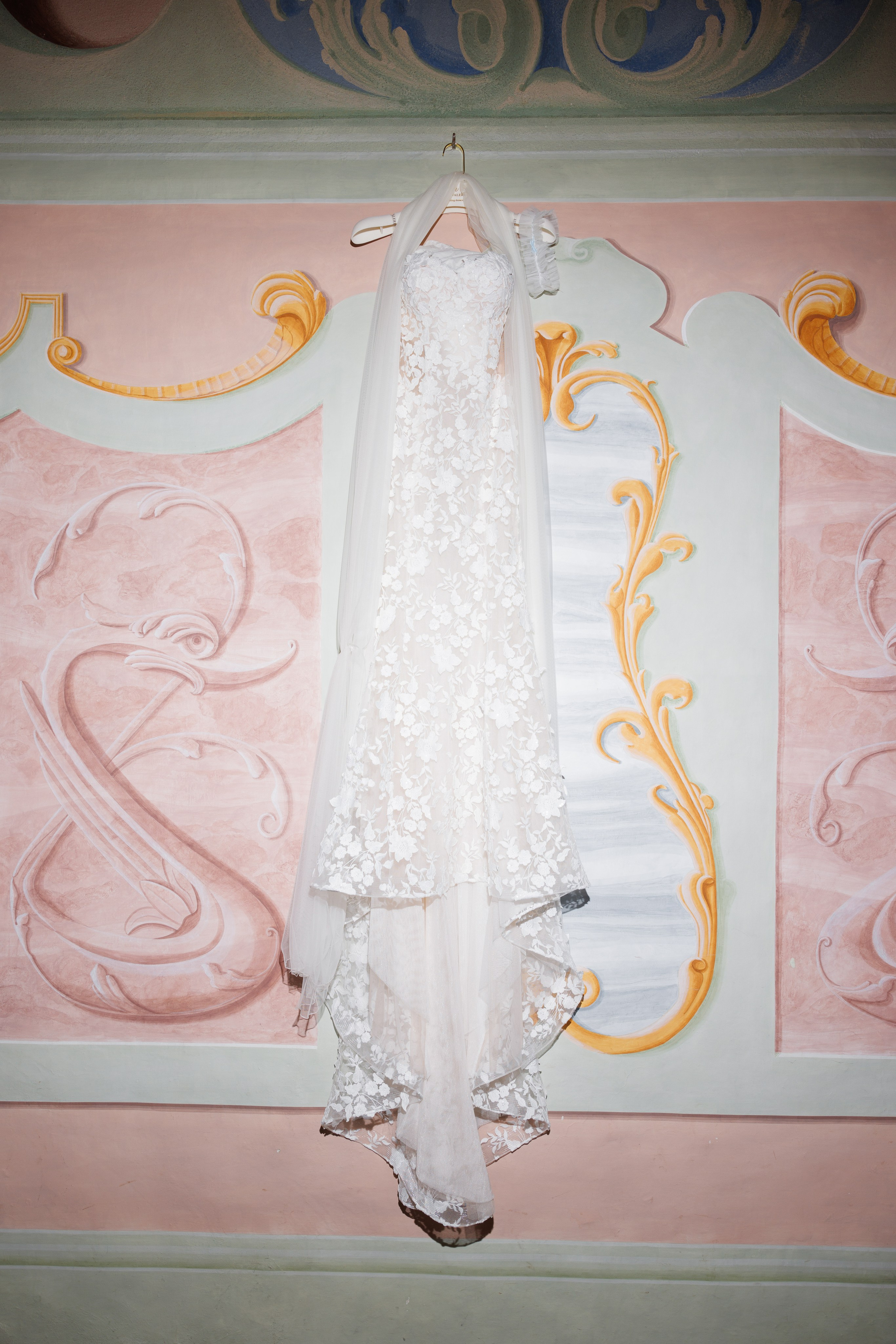 Camilla & Guiseppe (Bergamo, Villa Canton). Wedding photographer Osokin Evgeniy