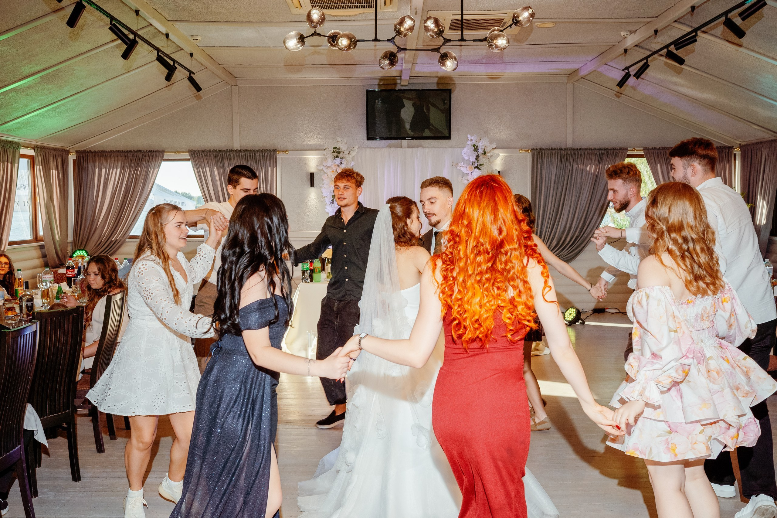 Весілля Юрія та Єлизавети. Fotograf ślubny i rodzinny Dubovka Valya