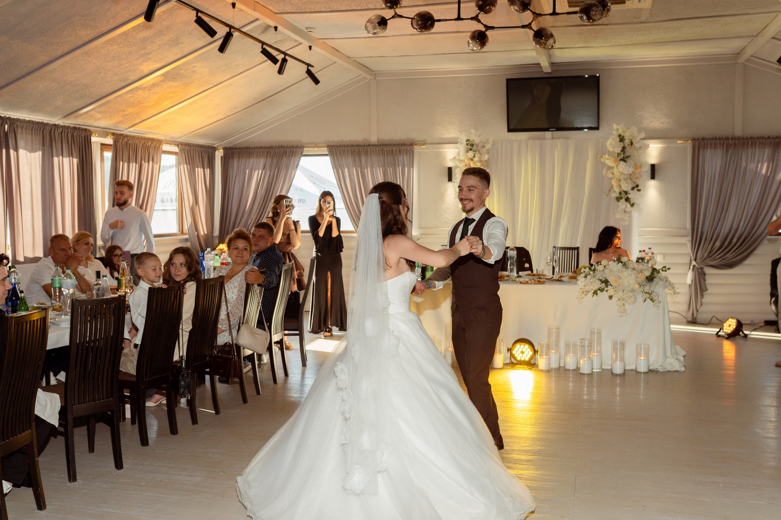 Весілля Юрія та Єлизавети. Fotograf ślubny i rodzinny Dubovka Valya
