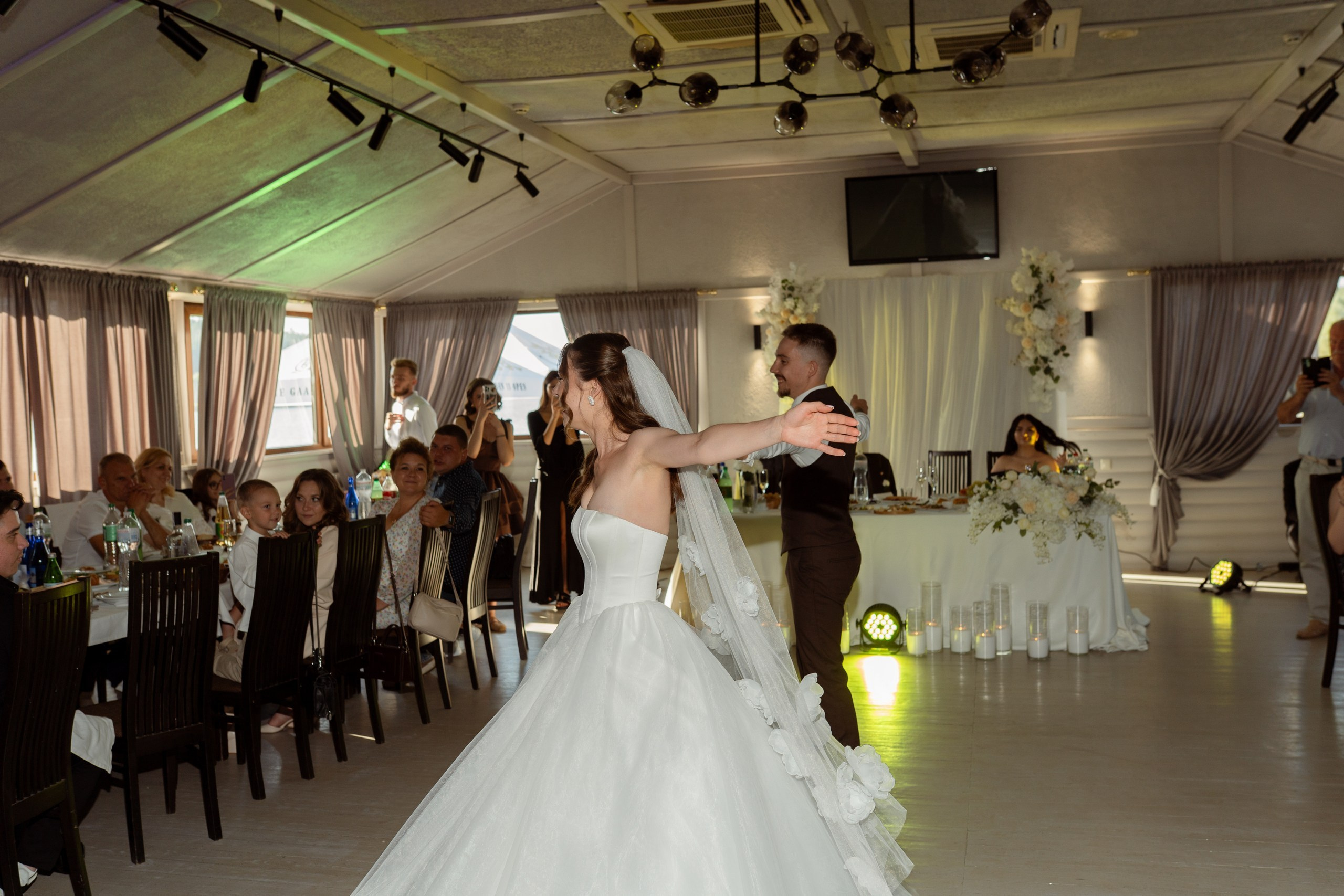 Весілля Юрія та Єлизавети. Fotograf ślubny i rodzinny Dubovka Valya