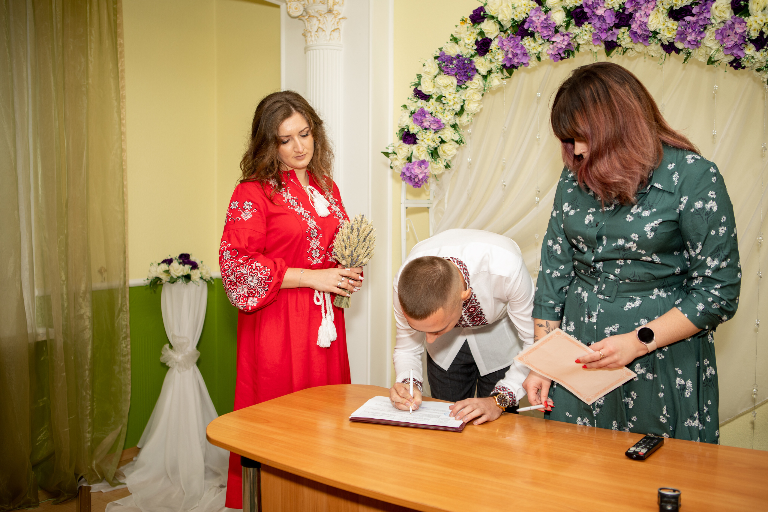 Володимир&Альона (Ранок наречених та розпис). Весільний та сімейний фотограф Марина Лисогор, м. Суми