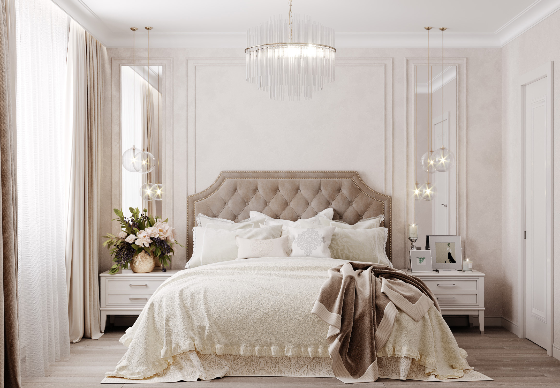Спальня с молдингами и зеркалами по бокам кровати. Красивая люстра в спальне.