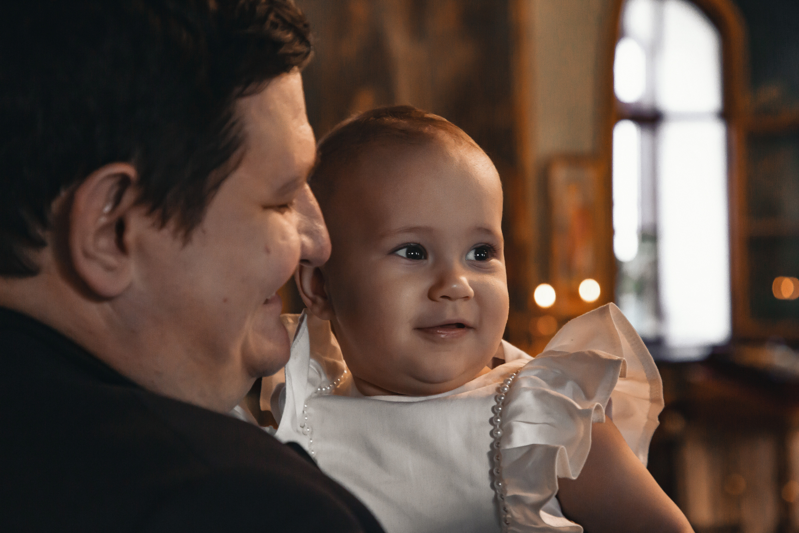 ХРЕЩЕННЯ, ВІНЧАННЯ. Фото і відео Київ Анна Тимошок. Портретна, предметна, сімейна зйомка