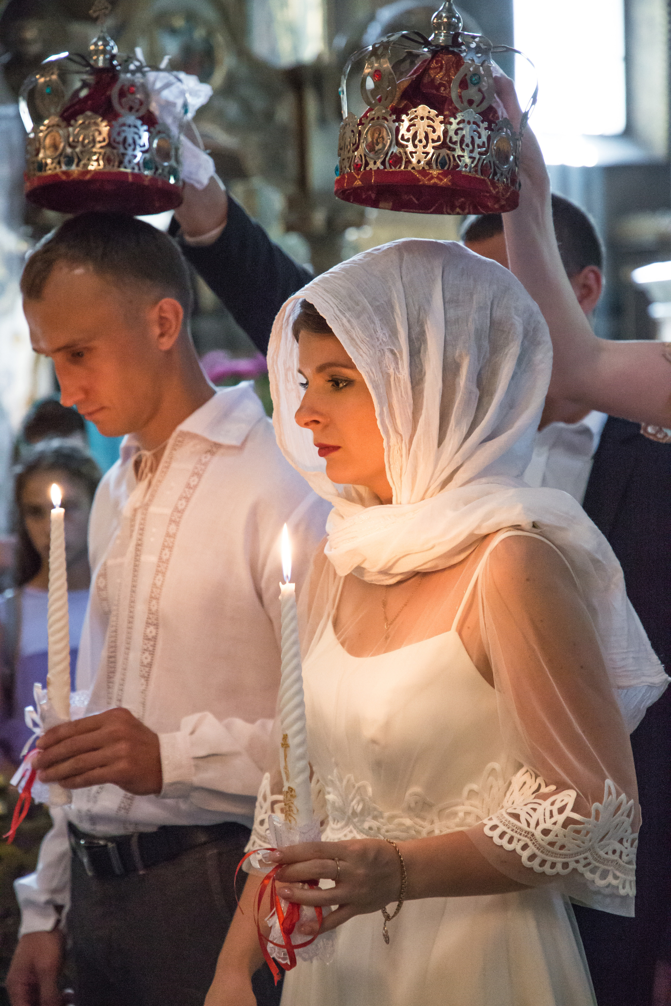 ХРЕЩЕННЯ, ВІНЧАННЯ. Фото і відео Київ Анна Тимошок. Портретна, предметна, сімейна зйомка