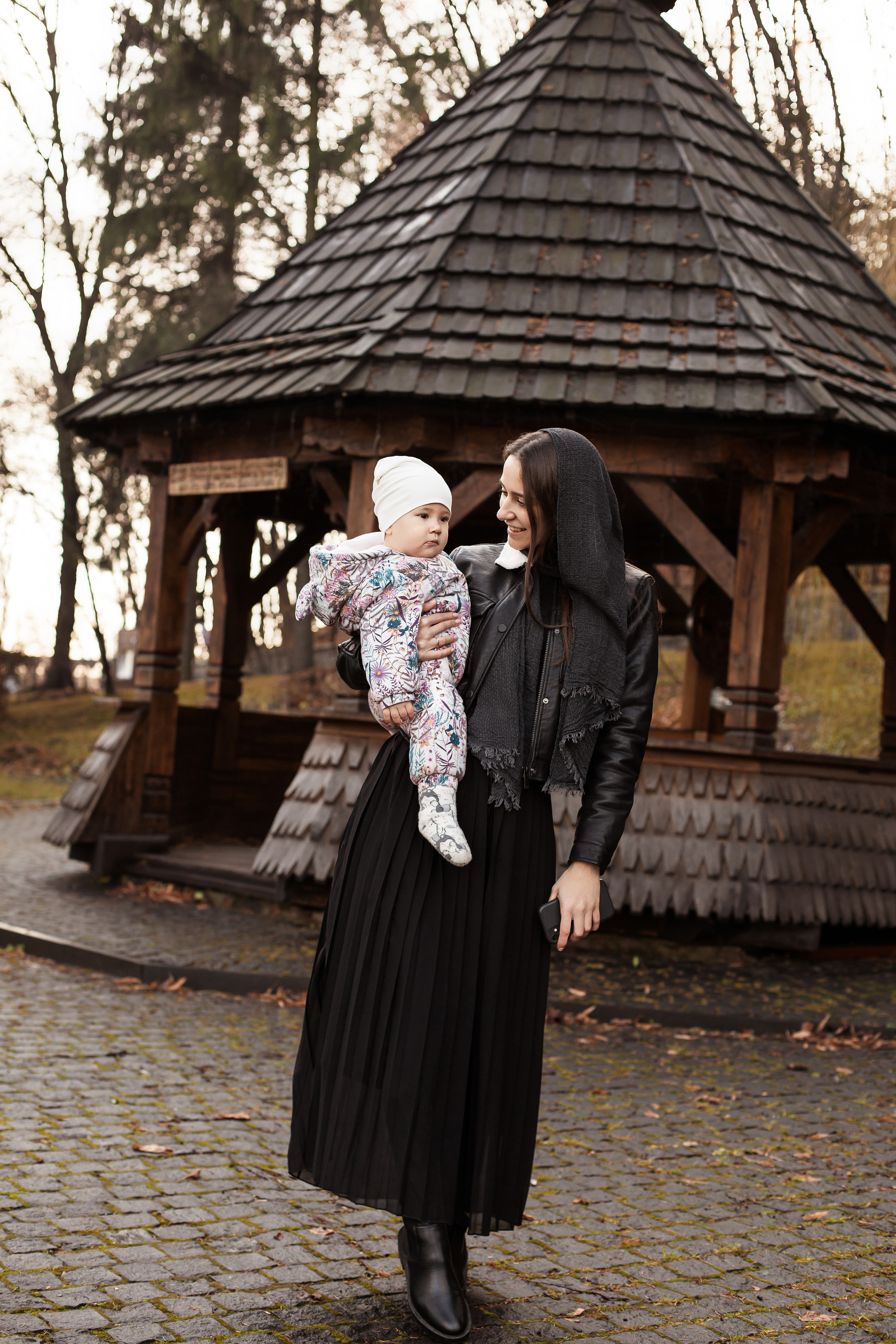 ХРЕЩЕННЯ, ВІНЧАННЯ. Фото і відео Київ Анна Тимошок. Портретна, предметна, сімейна зйомка