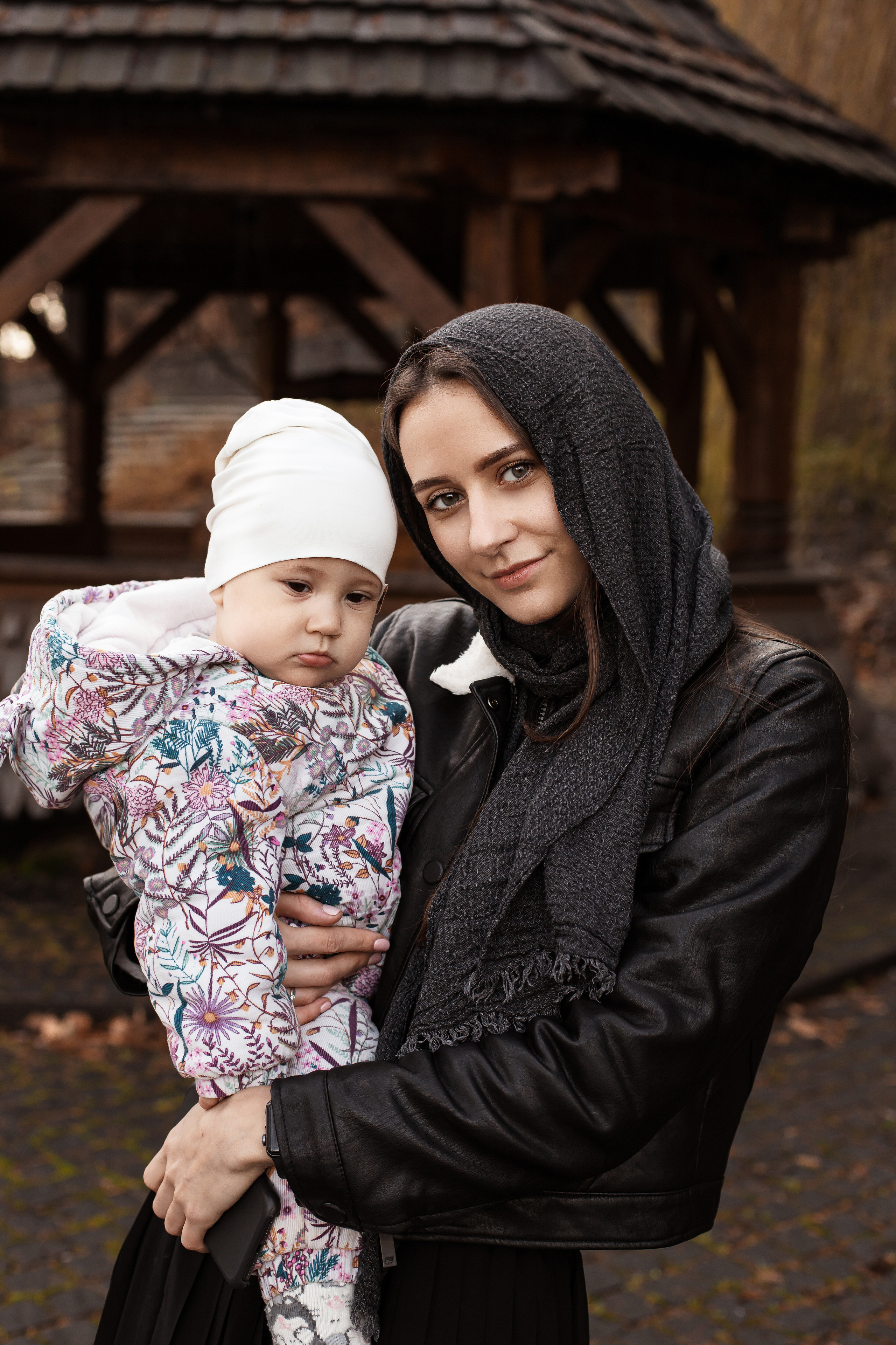 ХРЕЩЕННЯ, ВІНЧАННЯ. Фото і відео Київ Анна Тимошок. Портретна, предметна, сімейна зйомка