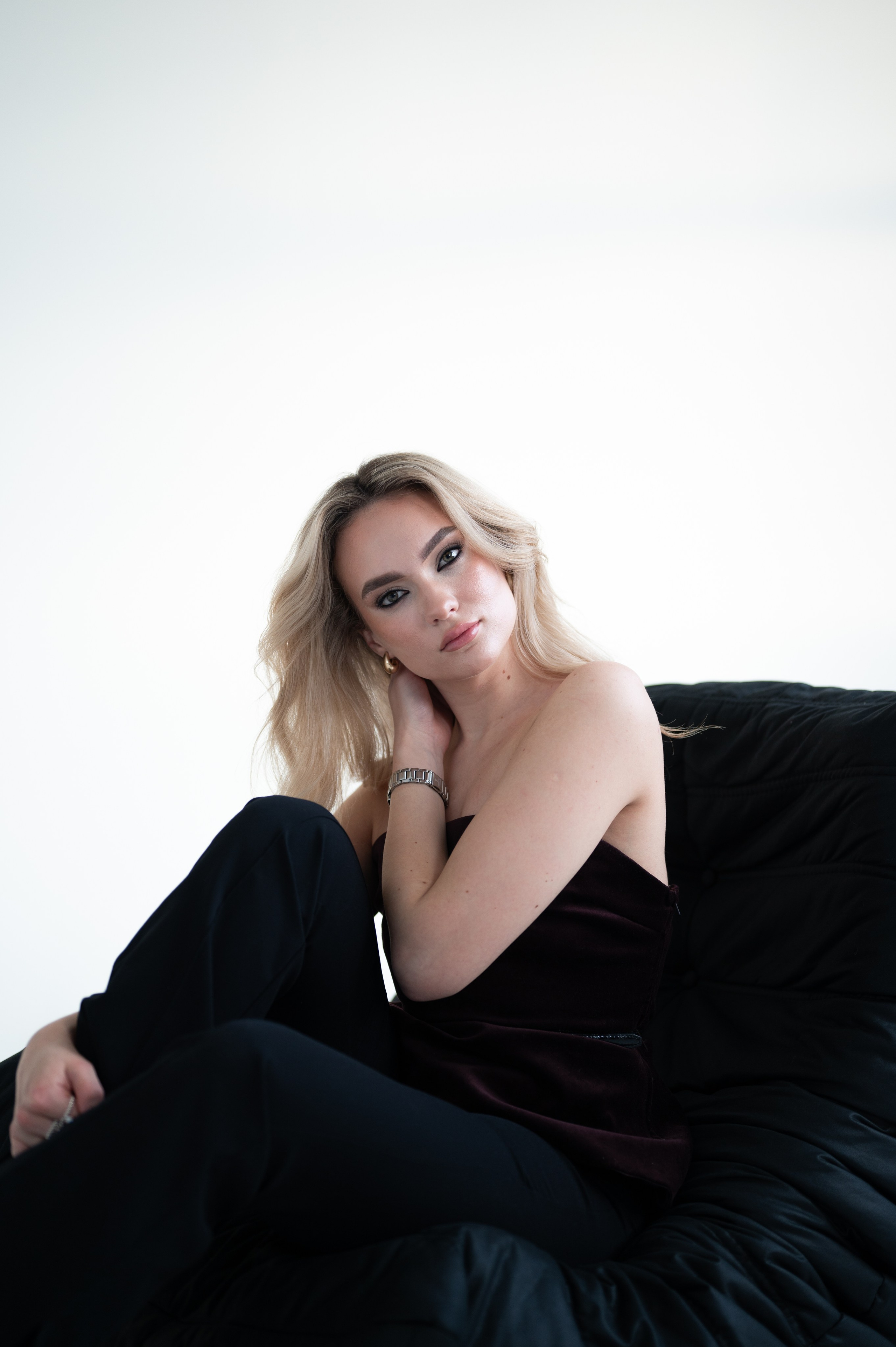 Portrait|Studios. Anna Arseņjeva | Fotogrāfe un Radītāja