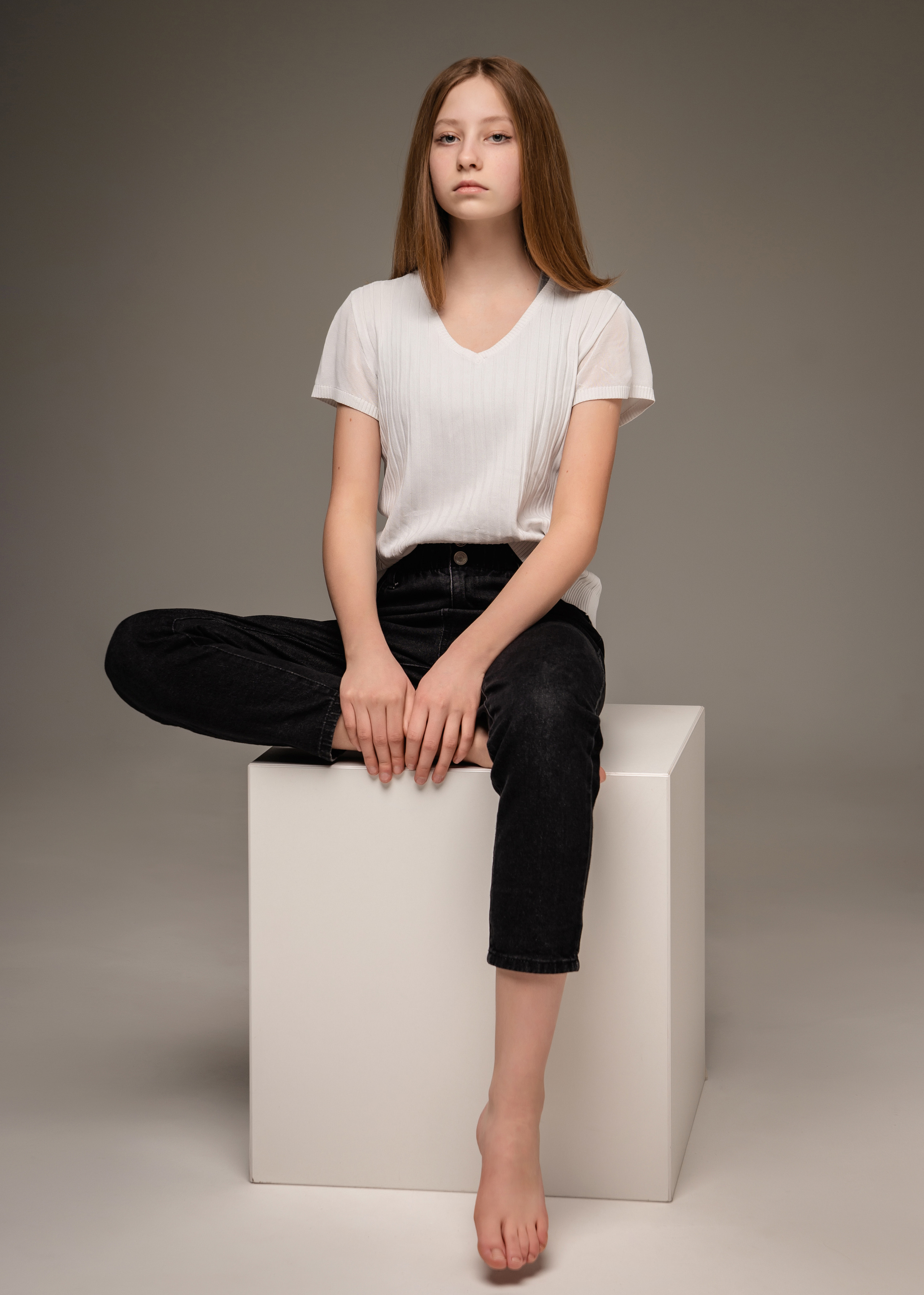 Арина. ФОТОГРАФ КИШИНЁВ.ПОРТРЕТ.ИНДИВИДУАЛЬНАЯ ФОТОСЕССИЯ.БИЗНЕС ПОРТРЕТ.СЕМЕЙНАЯ ФОТОСЕССИЯ.БЕРЕМЕННОСТЬ.КРЕЩЕНИЕ.МОЛДОВА, КИШИНЁВ