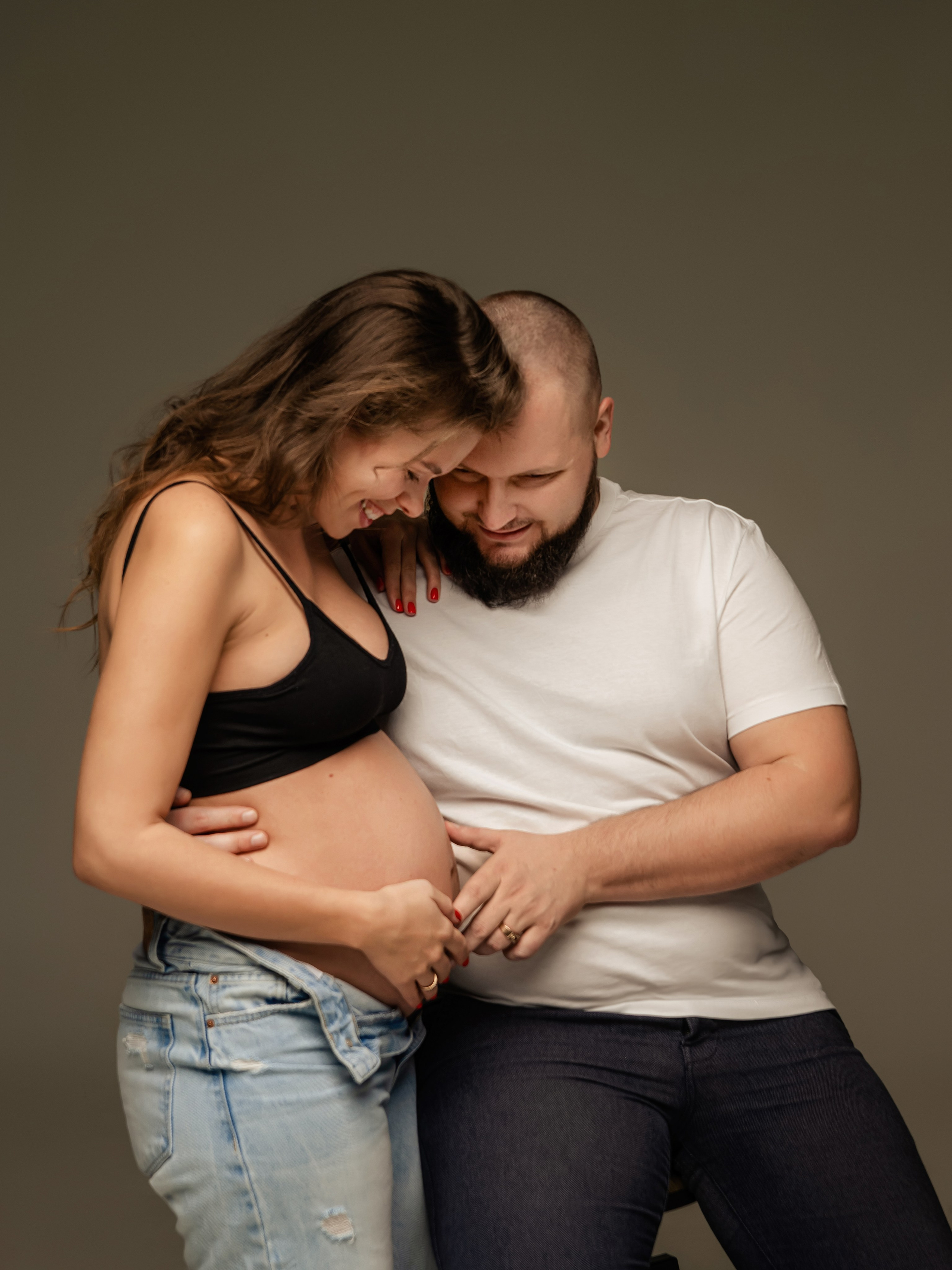 Беременность в студии. ФОТОГРАФ КИШИНЁВ.ПОРТРЕТ.ИНДИВИДУАЛЬНАЯ ФОТОСЕССИЯ.БИЗНЕС ПОРТРЕТ.СЕМЕЙНАЯ ФОТОСЕССИЯ.БЕРЕМЕННОСТЬ.КРЕЩЕНИЕ.МОЛДОВА, КИШИНЁВ