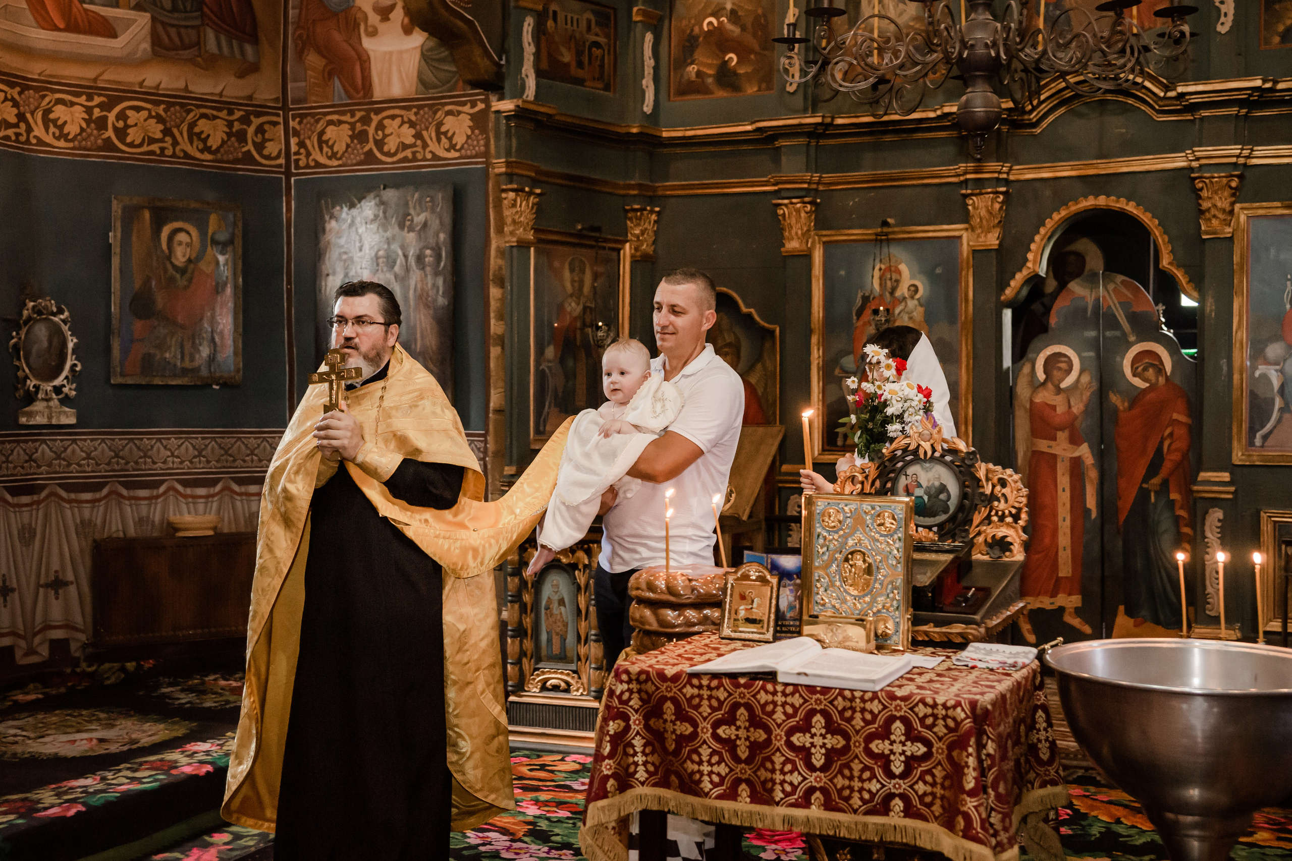 Разван. ФОТОГРАФ КИШИНЁВ.ПОРТРЕТ.ИНДИВИДУАЛЬНАЯ ФОТОСЕССИЯ.БИЗНЕС ПОРТРЕТ.СЕМЕЙНАЯ ФОТОСЕССИЯ.БЕРЕМЕННОСТЬ.КРЕЩЕНИЕ.МОЛДОВА, КИШИНЁВ