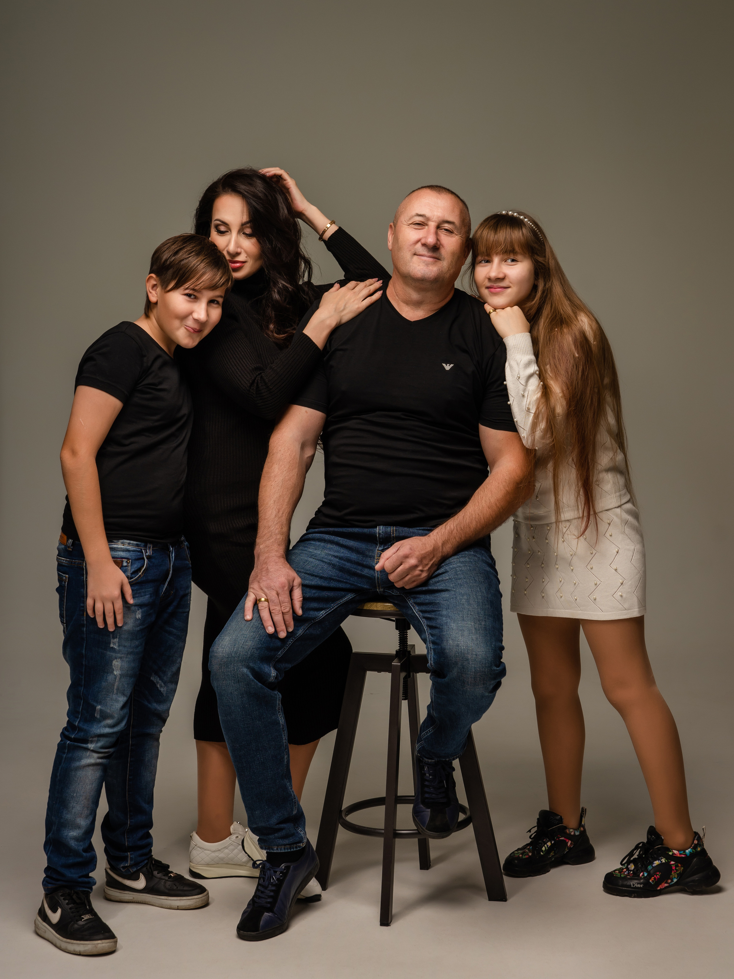 Семейная. Ожидание дочки. ФОТОГРАФ КИШИНЁВ.ПОРТРЕТ.ИНДИВИДУАЛЬНАЯ ФОТОСЕССИЯ.БИЗНЕС ПОРТРЕТ.СЕМЕЙНАЯ ФОТОСЕССИЯ.БЕРЕМЕННОСТЬ.КРЕЩЕНИЕ.МОЛДОВА, КИШИНЁВ