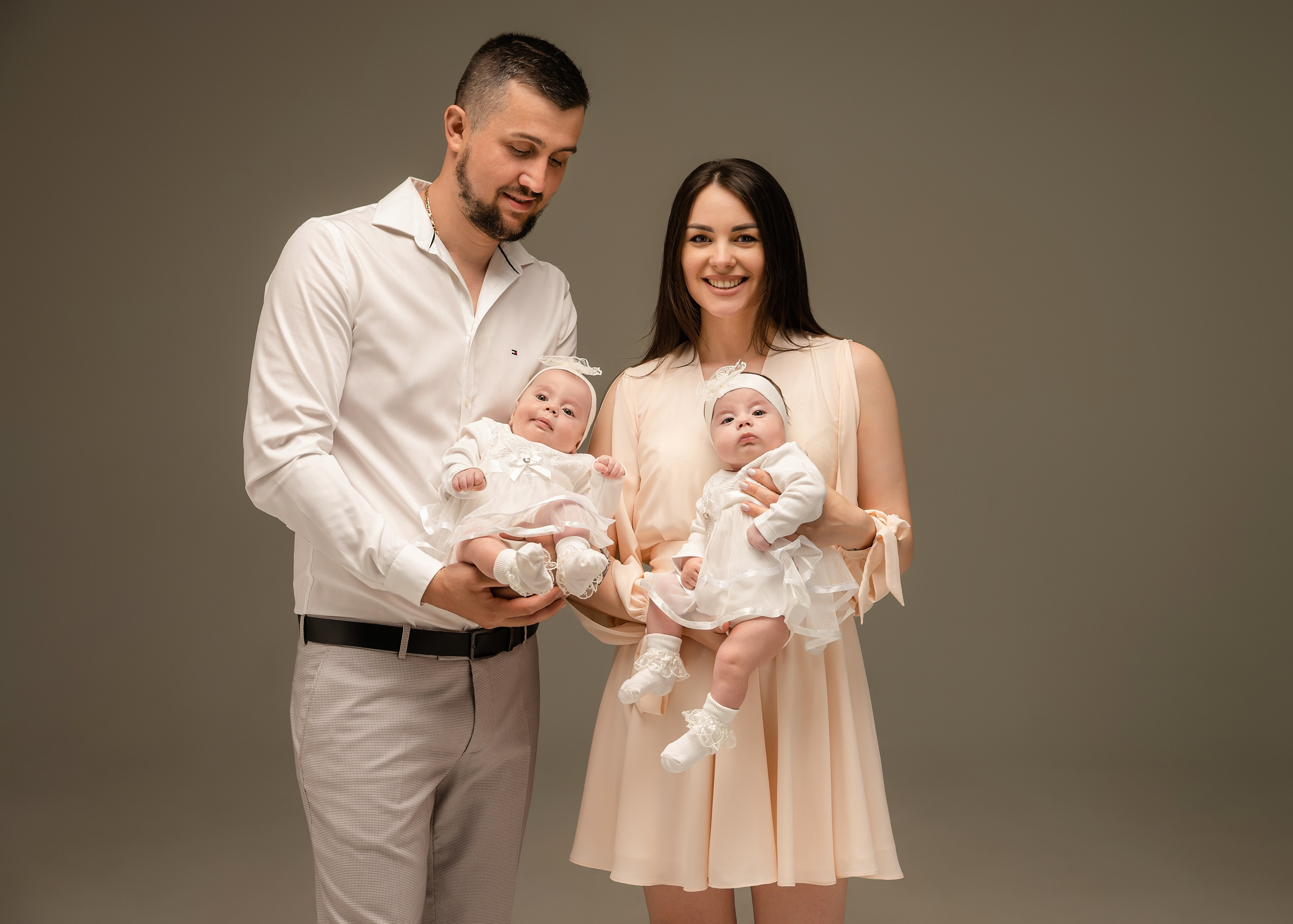 Фотосессия в студии. ФОТОГРАФ КИШИНЁВ.ПОРТРЕТ.ИНДИВИДУАЛЬНАЯ ФОТОСЕССИЯ.БИЗНЕС ПОРТРЕТ.СЕМЕЙНАЯ ФОТОСЕССИЯ.БЕРЕМЕННОСТЬ.КРЕЩЕНИЕ.МОЛДОВА, КИШИНЁВ