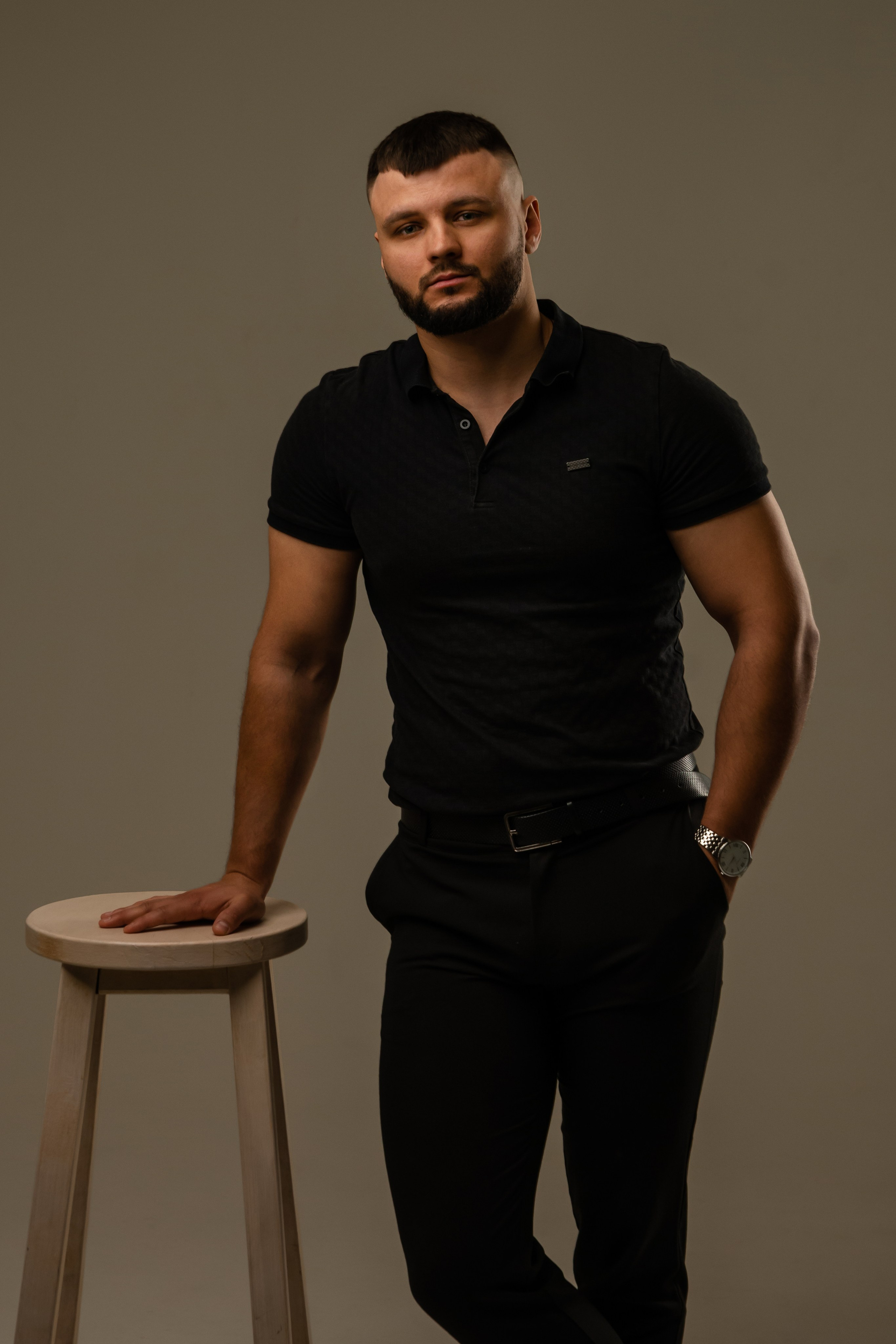 Андрей. ФОТОГРАФ КИШИНЁВ.ПОРТРЕТ.ИНДИВИДУАЛЬНАЯ ФОТОСЕССИЯ.БИЗНЕС ПОРТРЕТ.СЕМЕЙНАЯ ФОТОСЕССИЯ.БЕРЕМЕННОСТЬ.КРЕЩЕНИЕ.МОЛДОВА, КИШИНЁВ