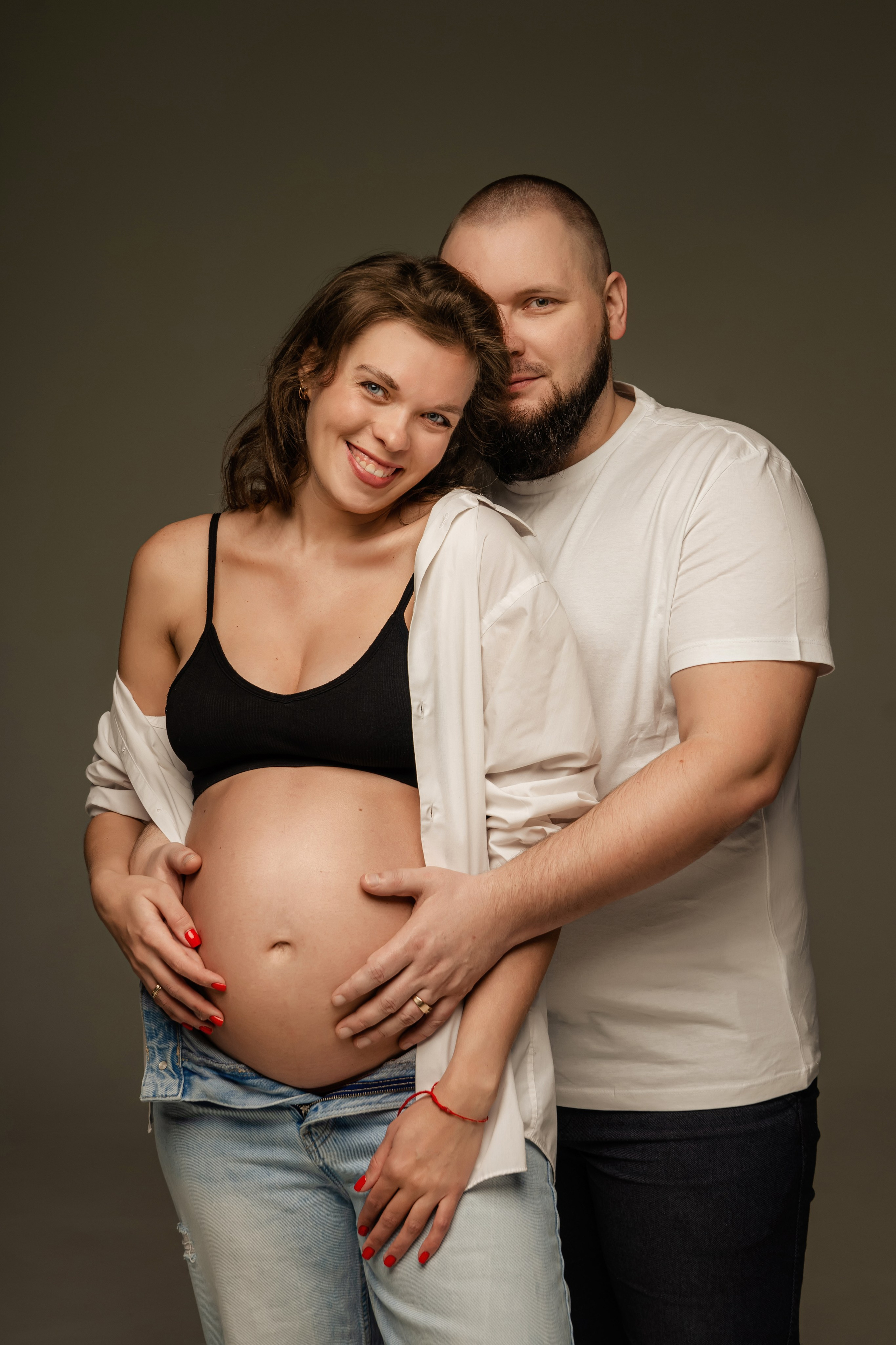 Беременность в студии. ФОТОГРАФ КИШИНЁВ.ПОРТРЕТ.ИНДИВИДУАЛЬНАЯ ФОТОСЕССИЯ.БИЗНЕС ПОРТРЕТ.СЕМЕЙНАЯ ФОТОСЕССИЯ.БЕРЕМЕННОСТЬ.КРЕЩЕНИЕ.МОЛДОВА, КИШИНЁВ