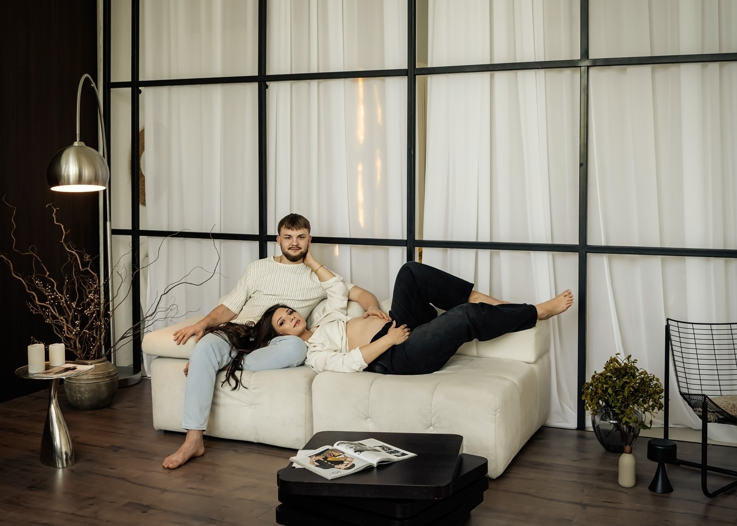 Беременность в студии. ФОТОГРАФ КИШИНЁВ.ПОРТРЕТ.ИНДИВИДУАЛЬНАЯ ФОТОСЕССИЯ.БИЗНЕС ПОРТРЕТ.СЕМЕЙНАЯ ФОТОСЕССИЯ.БЕРЕМЕННОСТЬ.КРЕЩЕНИЕ.МОЛДОВА, КИШИНЁВ