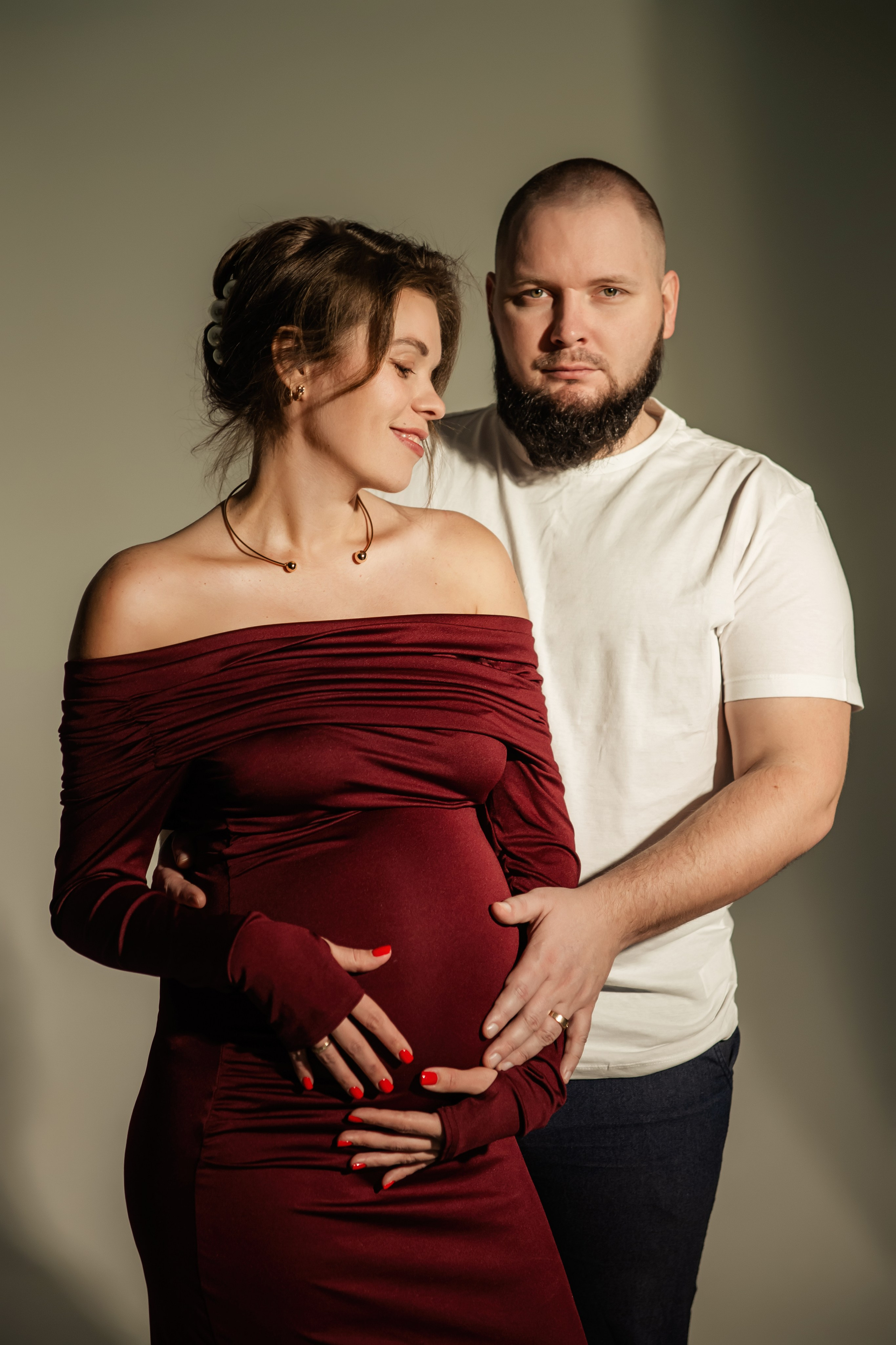 Беременность в студии. ФОТОГРАФ КИШИНЁВ.ПОРТРЕТ.ИНДИВИДУАЛЬНАЯ ФОТОСЕССИЯ.БИЗНЕС ПОРТРЕТ.СЕМЕЙНАЯ ФОТОСЕССИЯ.БЕРЕМЕННОСТЬ.КРЕЩЕНИЕ.МОЛДОВА, КИШИНЁВ