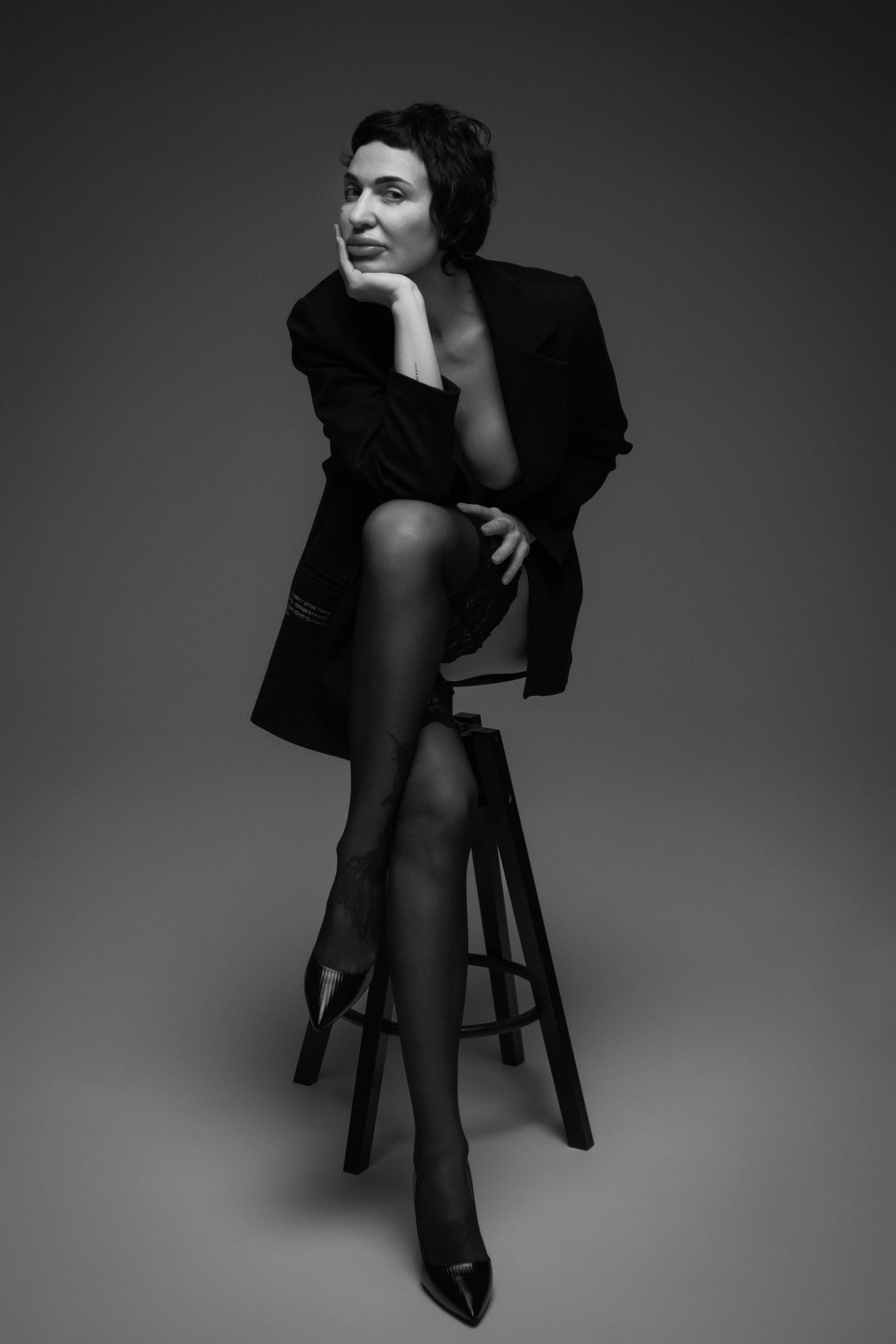 Виктория. ФОТОГРАФ КИШИНЁВ.ПОРТРЕТ.ИНДИВИДУАЛЬНАЯ ФОТОСЕССИЯ.БИЗНЕС ПОРТРЕТ.СЕМЕЙНАЯ ФОТОСЕССИЯ.БЕРЕМЕННОСТЬ.КРЕЩЕНИЕ.МОЛДОВА, КИШИНЁВ