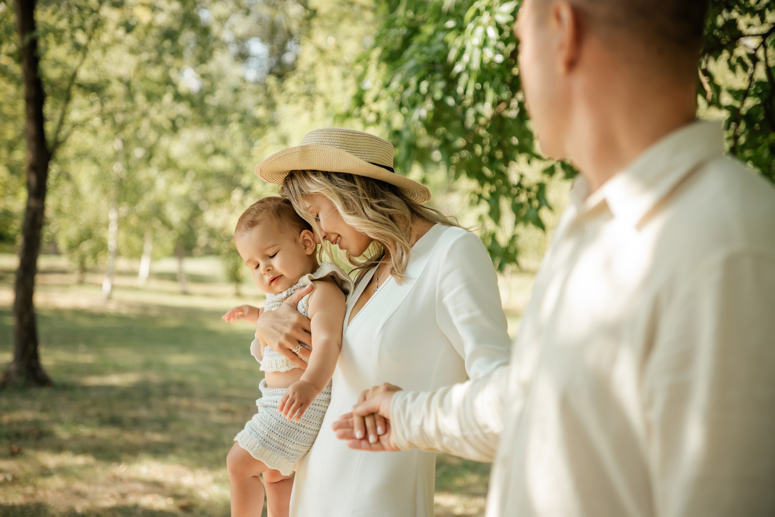 В парке. ФОТОГРАФ КИШИНЁВ.ПОРТРЕТ.ИНДИВИДУАЛЬНАЯ ФОТОСЕССИЯ.БИЗНЕС ПОРТРЕТ.СЕМЕЙНАЯ ФОТОСЕССИЯ.БЕРЕМЕННОСТЬ.КРЕЩЕНИЕ.МОЛДОВА, КИШИНЁВ