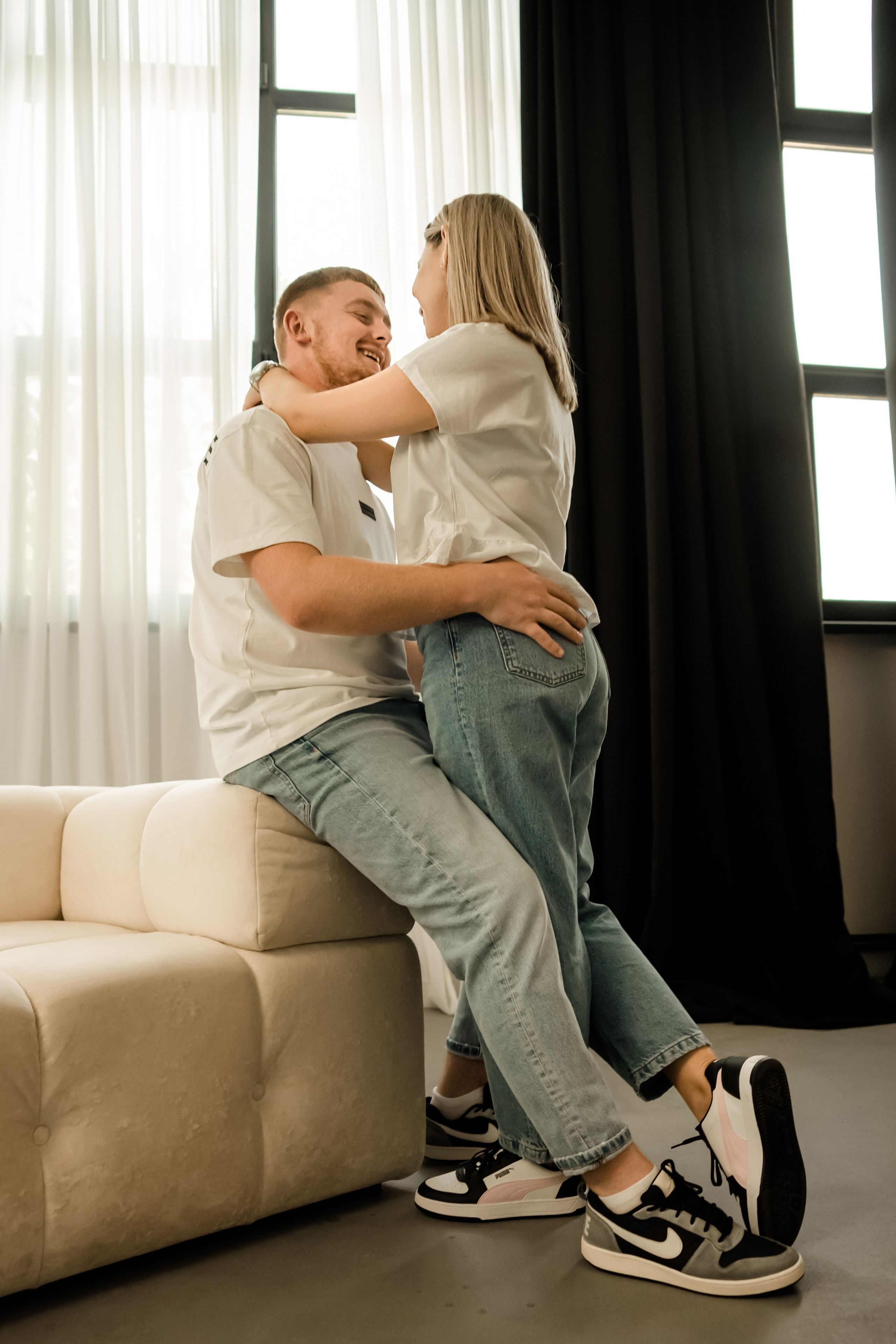 Ваня и Карина. ФОТОГРАФ КИШИНЁВ.ПОРТРЕТ.ИНДИВИДУАЛЬНАЯ ФОТОСЕССИЯ.БИЗНЕС ПОРТРЕТ.СЕМЕЙНАЯ ФОТОСЕССИЯ.БЕРЕМЕННОСТЬ.КРЕЩЕНИЕ.МОЛДОВА, КИШИНЁВ