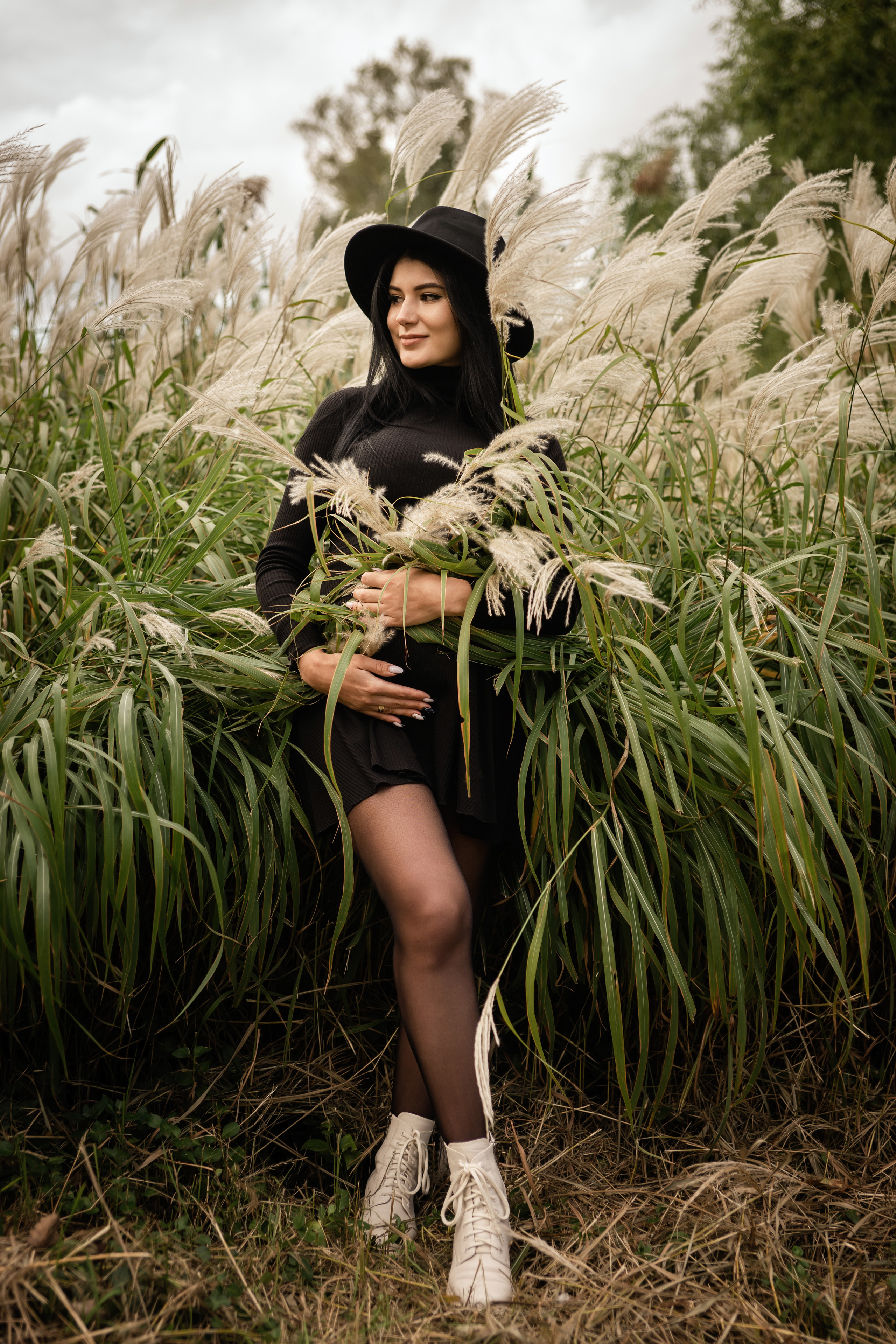 Ожидание Евы. ФОТОГРАФ КИШИНЁВ.ПОРТРЕТ.ИНДИВИДУАЛЬНАЯ ФОТОСЕССИЯ.БИЗНЕС ПОРТРЕТ.СЕМЕЙНАЯ ФОТОСЕССИЯ.БЕРЕМЕННОСТЬ.КРЕЩЕНИЕ.МОЛДОВА, КИШИНЁВ