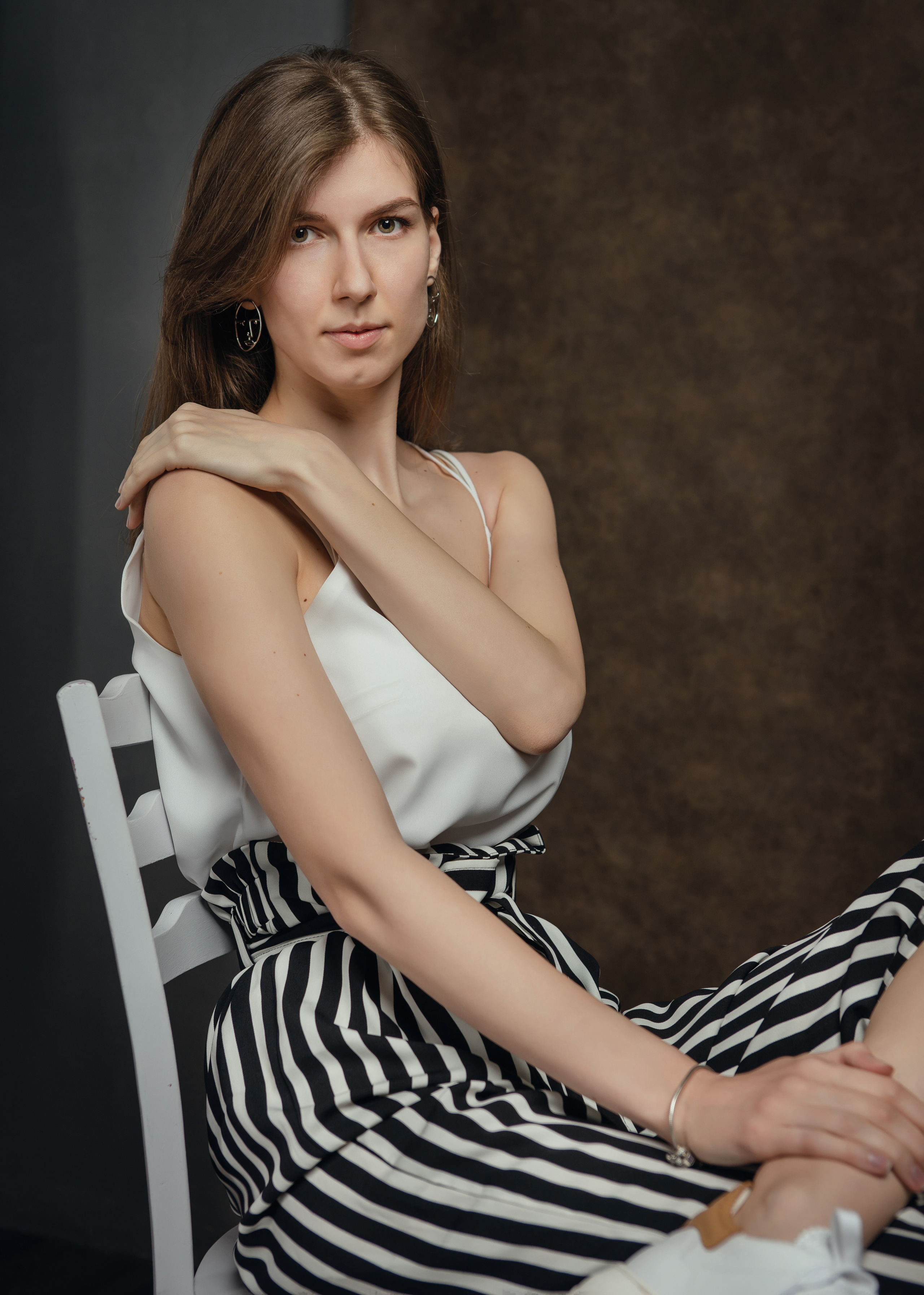 Сёстры Юля и Амалия. ФОТОГРАФ КИШИНЁВ.ПОРТРЕТ.ИНДИВИДУАЛЬНАЯ ФОТОСЕССИЯ.БИЗНЕС ПОРТРЕТ.СЕМЕЙНАЯ ФОТОСЕССИЯ.БЕРЕМЕННОСТЬ.КРЕЩЕНИЕ.МОЛДОВА, КИШИНЁВ