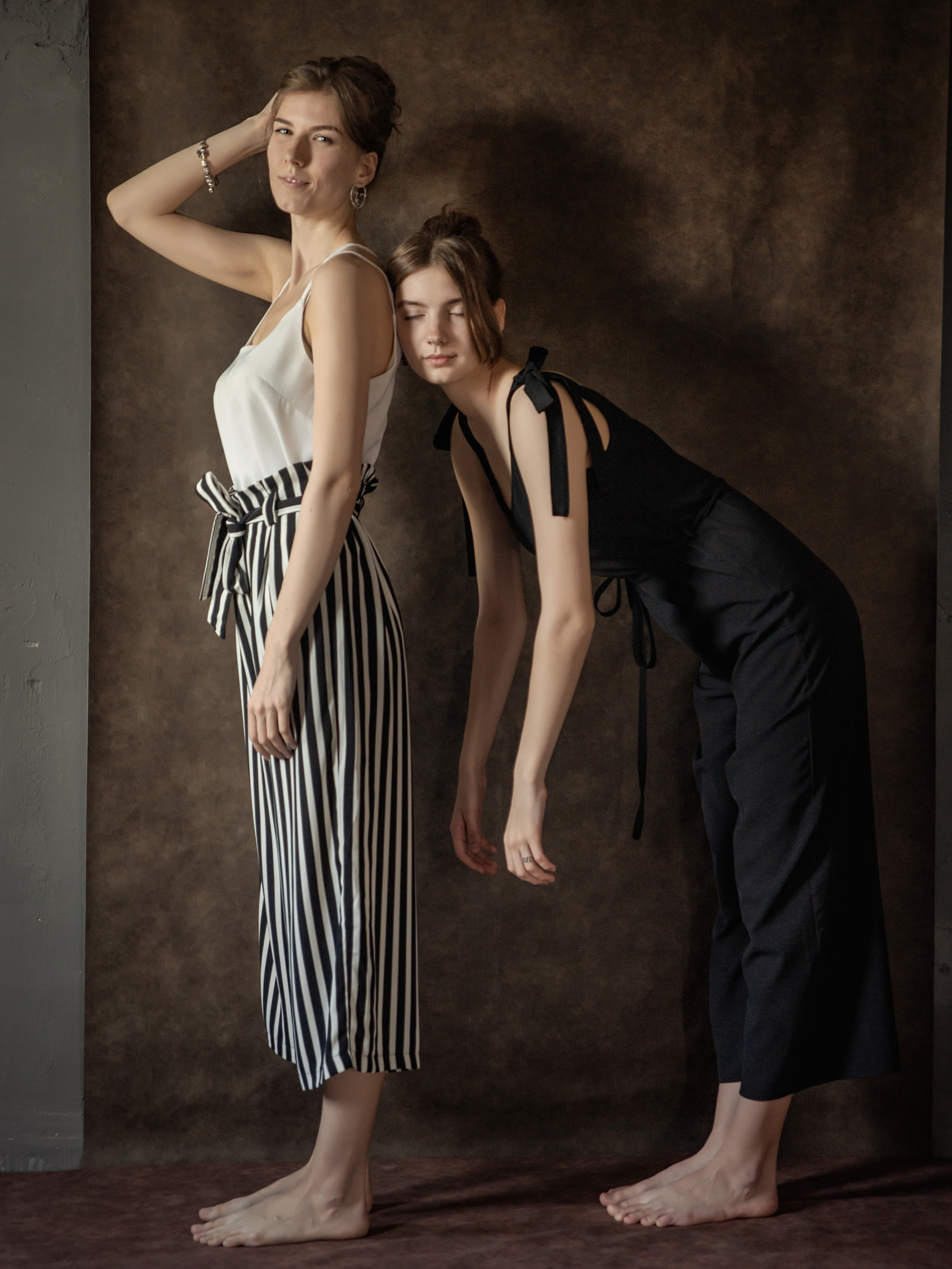 Сёстры Юля и Амалия. ФОТОГРАФ КИШИНЁВ.ПОРТРЕТ.ИНДИВИДУАЛЬНАЯ ФОТОСЕССИЯ.БИЗНЕС ПОРТРЕТ.СЕМЕЙНАЯ ФОТОСЕССИЯ.БЕРЕМЕННОСТЬ.КРЕЩЕНИЕ.МОЛДОВА, КИШИНЁВ