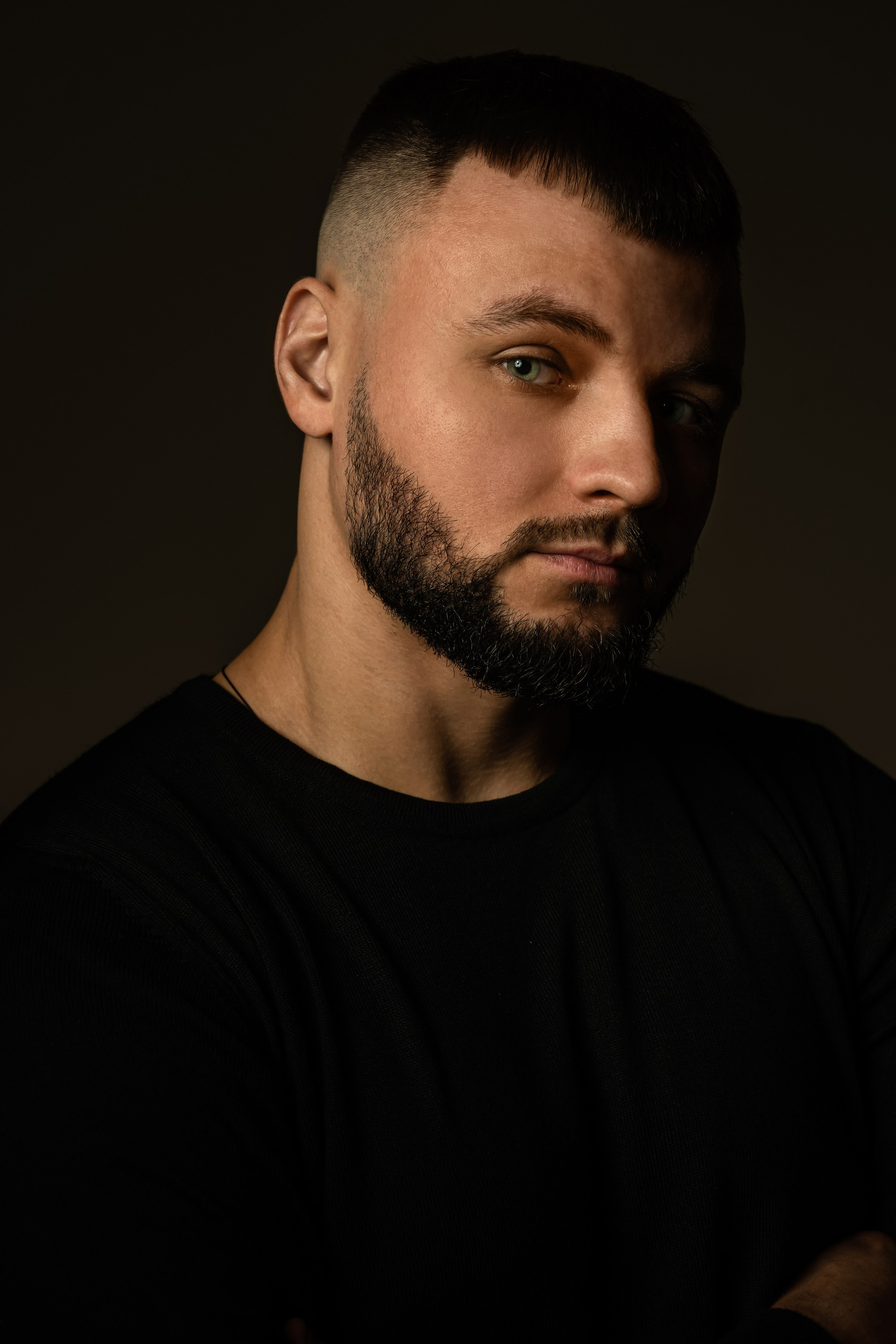 Андрей. ФОТОГРАФ КИШИНЁВ.ПОРТРЕТ.ИНДИВИДУАЛЬНАЯ ФОТОСЕССИЯ.БИЗНЕС ПОРТРЕТ.СЕМЕЙНАЯ ФОТОСЕССИЯ.БЕРЕМЕННОСТЬ.КРЕЩЕНИЕ.МОЛДОВА, КИШИНЁВ