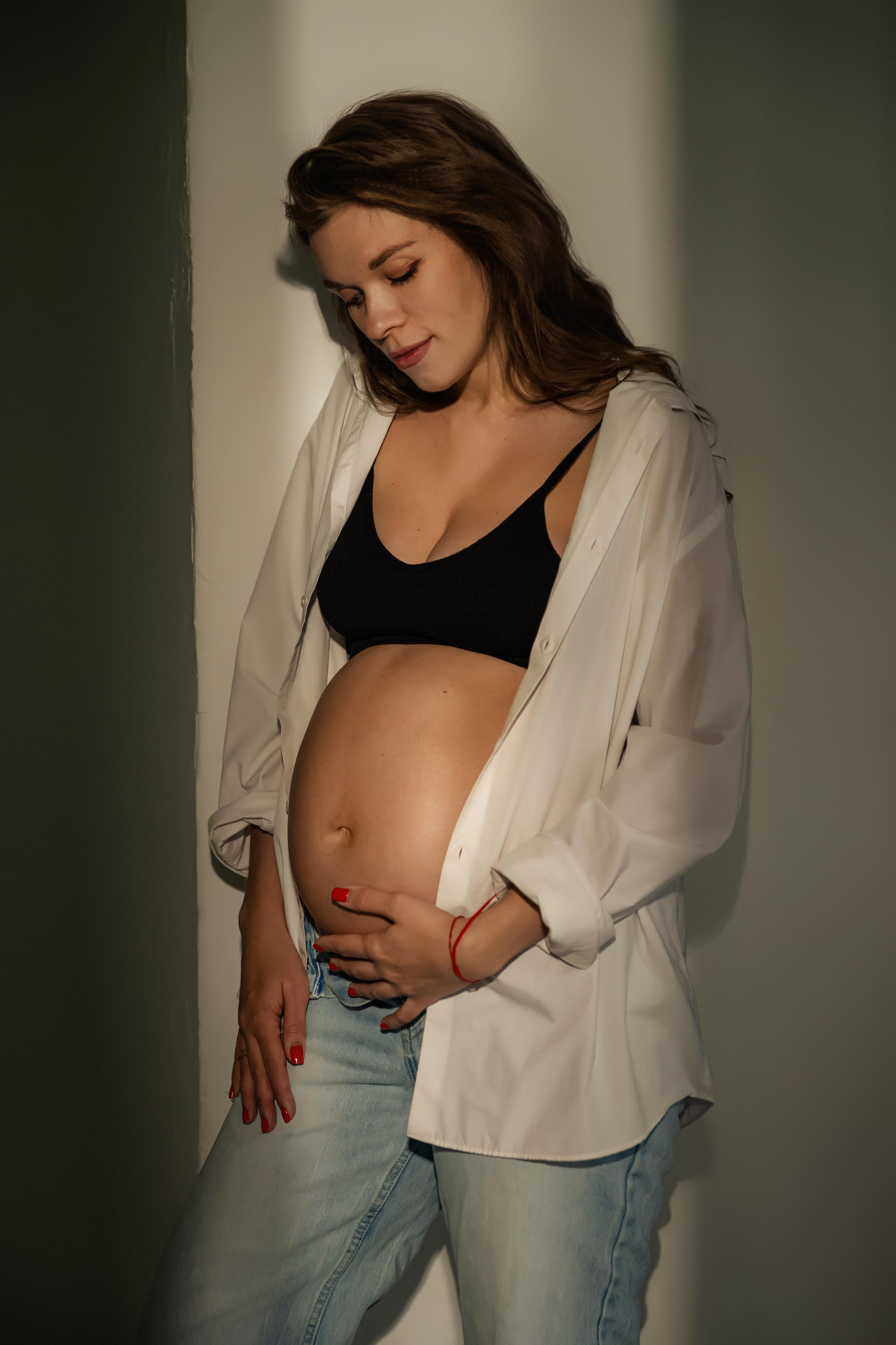 Беременность в студии. ФОТОГРАФ КИШИНЁВ.ПОРТРЕТ.ИНДИВИДУАЛЬНАЯ ФОТОСЕССИЯ.БИЗНЕС ПОРТРЕТ.СЕМЕЙНАЯ ФОТОСЕССИЯ.БЕРЕМЕННОСТЬ.КРЕЩЕНИЕ.МОЛДОВА, КИШИНЁВ