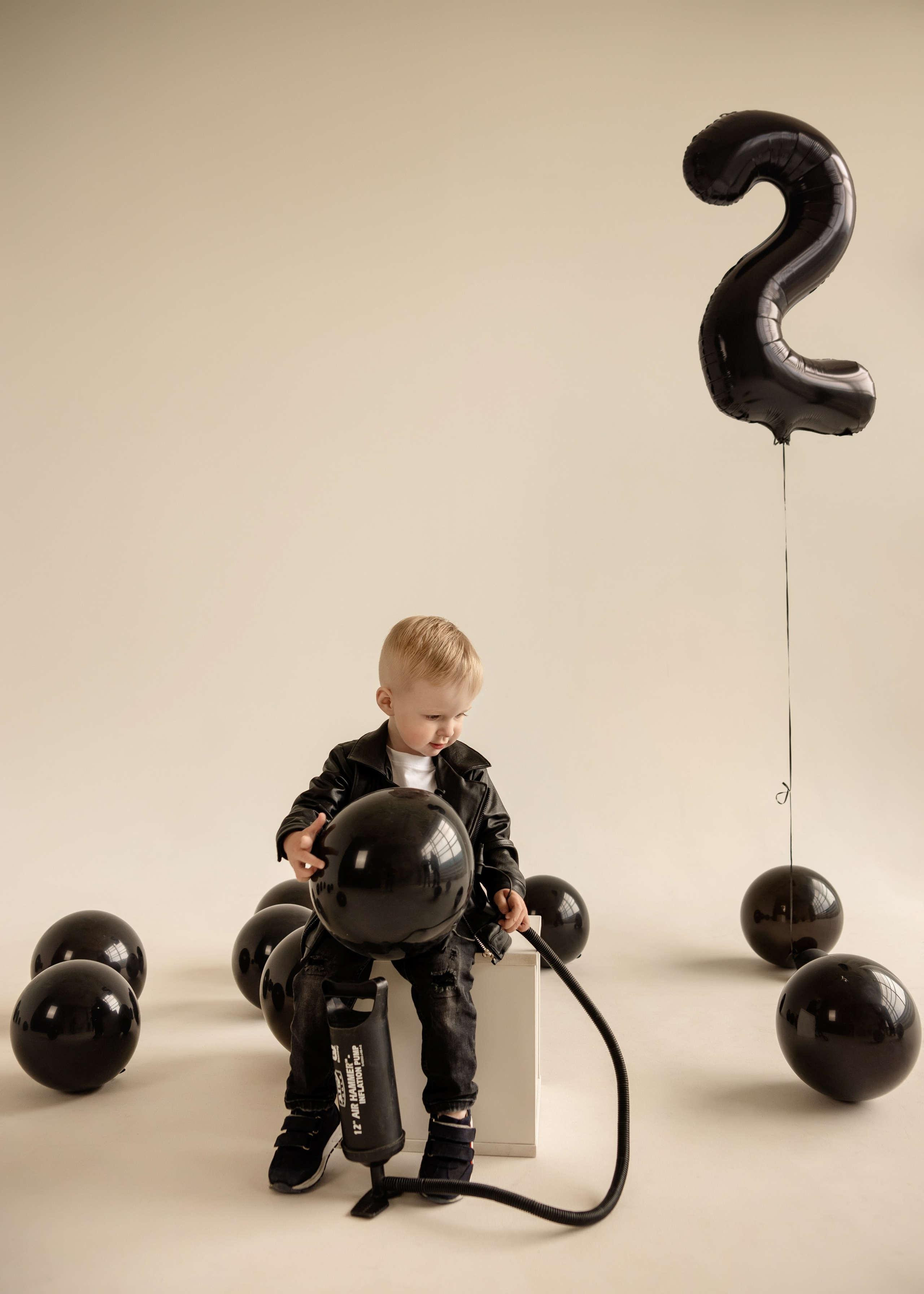 Семейная в студии. ФОТОГРАФ КИШИНЁВ.ПОРТРЕТ.ИНДИВИДУАЛЬНАЯ ФОТОСЕССИЯ.БИЗНЕС ПОРТРЕТ.СЕМЕЙНАЯ ФОТОСЕССИЯ.БЕРЕМЕННОСТЬ.КРЕЩЕНИЕ.МОЛДОВА, КИШИНЁВ