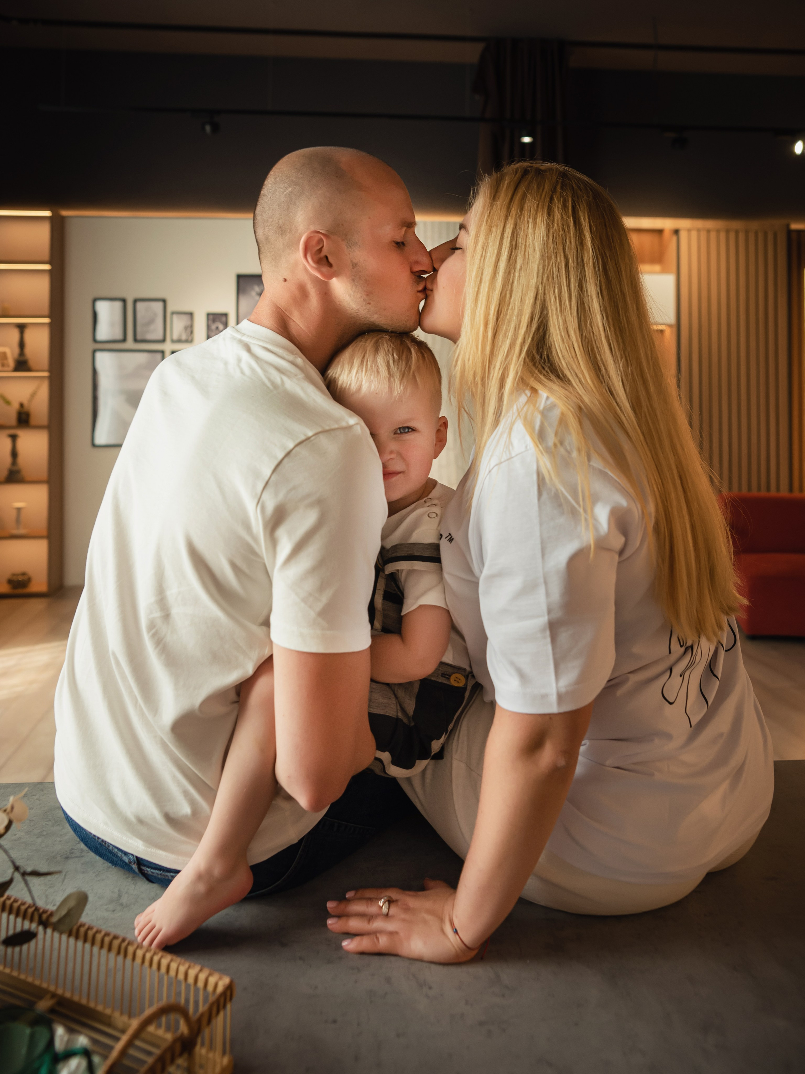 Выходной. ФОТОГРАФ КИШИНЁВ.ПОРТРЕТ.ИНДИВИДУАЛЬНАЯ ФОТОСЕССИЯ.БИЗНЕС ПОРТРЕТ.СЕМЕЙНАЯ ФОТОСЕССИЯ.БЕРЕМЕННОСТЬ.КРЕЩЕНИЕ.МОЛДОВА, КИШИНЁВ