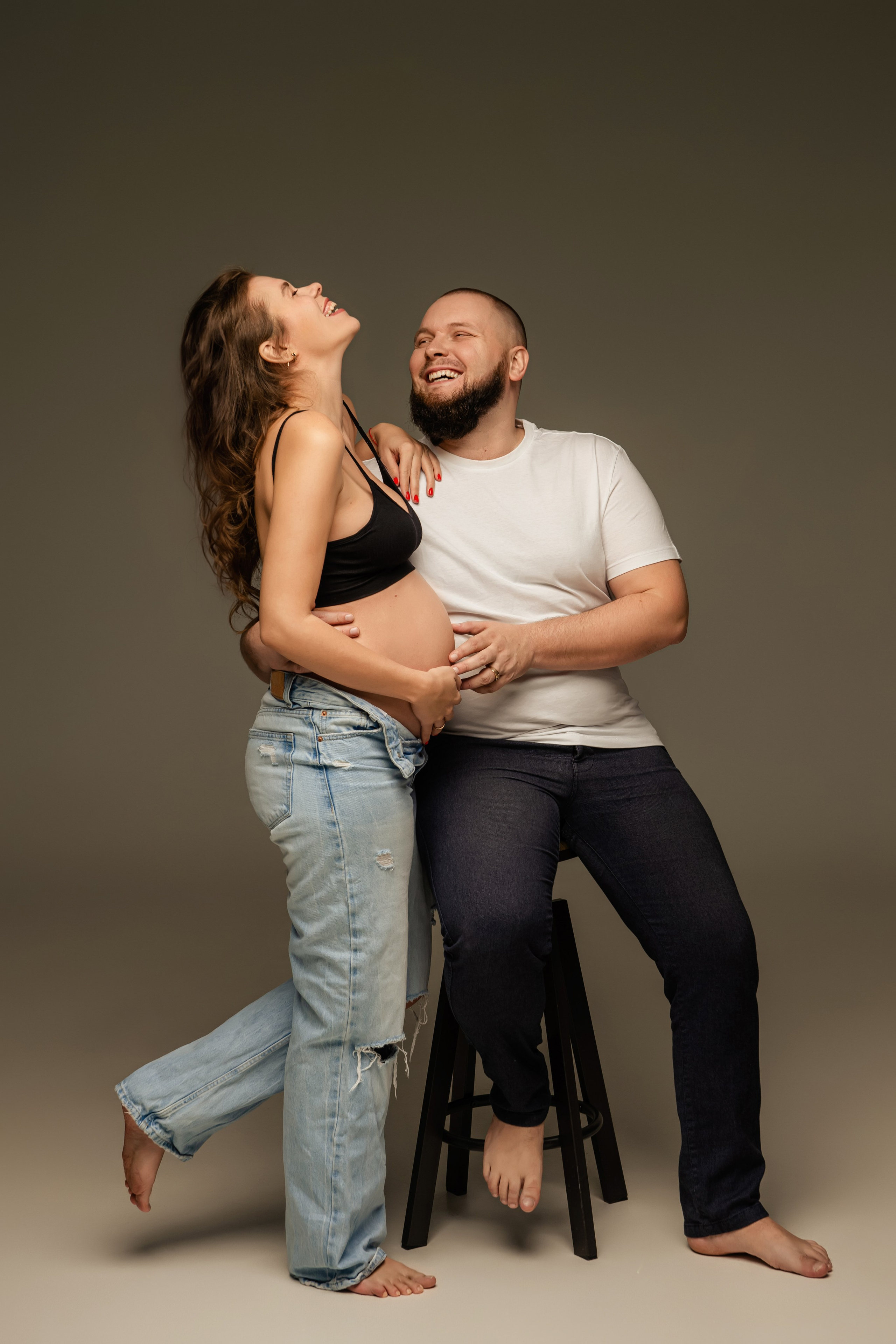 Беременность в студии. ФОТОГРАФ КИШИНЁВ.ПОРТРЕТ.ИНДИВИДУАЛЬНАЯ ФОТОСЕССИЯ.БИЗНЕС ПОРТРЕТ.СЕМЕЙНАЯ ФОТОСЕССИЯ.БЕРЕМЕННОСТЬ.КРЕЩЕНИЕ.МОЛДОВА, КИШИНЁВ