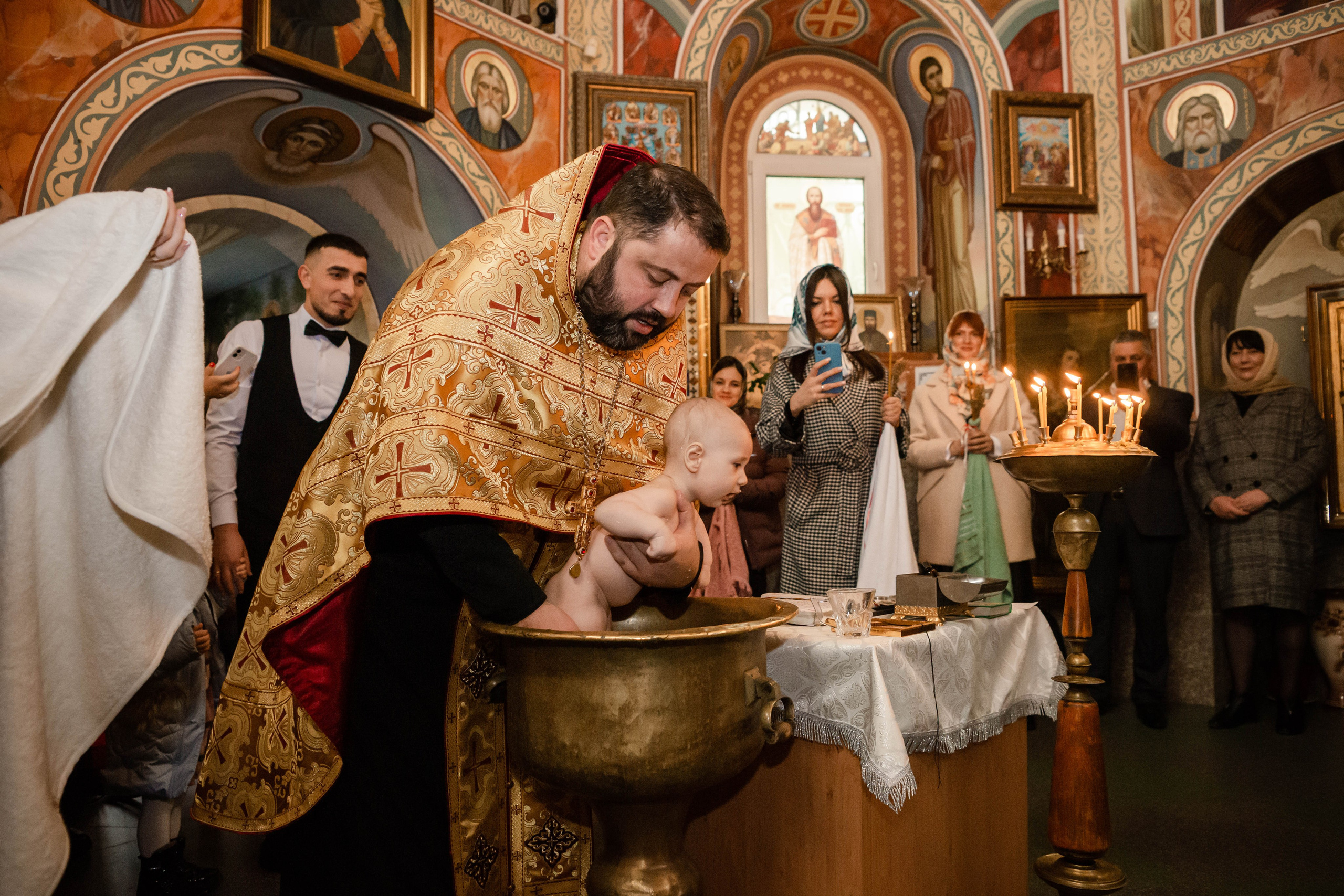 Дамир. ФОТОГРАФ КИШИНЁВ.ПОРТРЕТ.ИНДИВИДУАЛЬНАЯ ФОТОСЕССИЯ.БИЗНЕС ПОРТРЕТ.СЕМЕЙНАЯ ФОТОСЕССИЯ.БЕРЕМЕННОСТЬ.КРЕЩЕНИЕ.МОЛДОВА, КИШИНЁВ