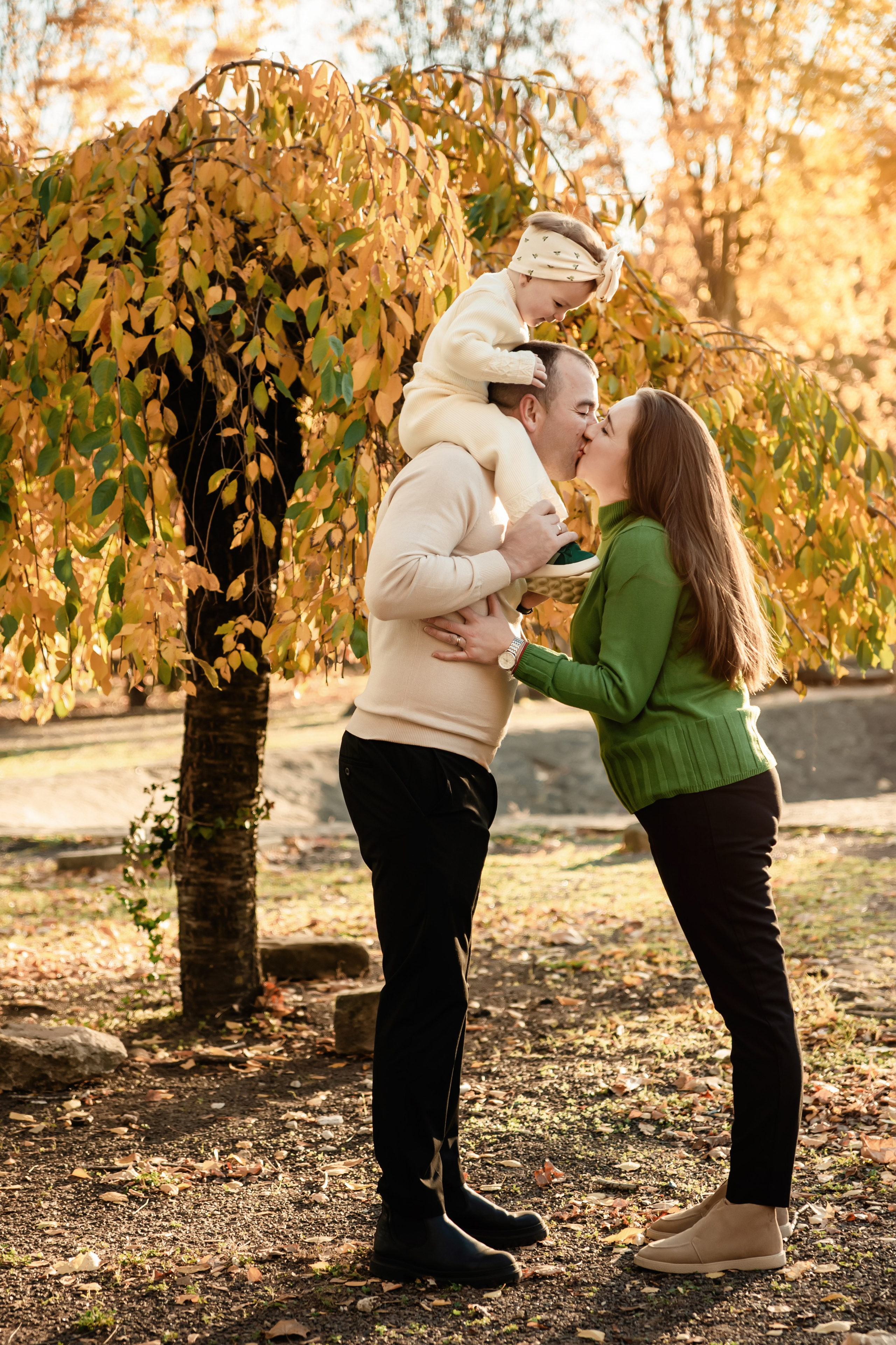 Осенняя прогулка. ФОТОГРАФ КИШИНЁВ.ПОРТРЕТ.ИНДИВИДУАЛЬНАЯ ФОТОСЕССИЯ.БИЗНЕС ПОРТРЕТ.СЕМЕЙНАЯ ФОТОСЕССИЯ.БЕРЕМЕННОСТЬ.КРЕЩЕНИЕ.МОЛДОВА, КИШИНЁВ