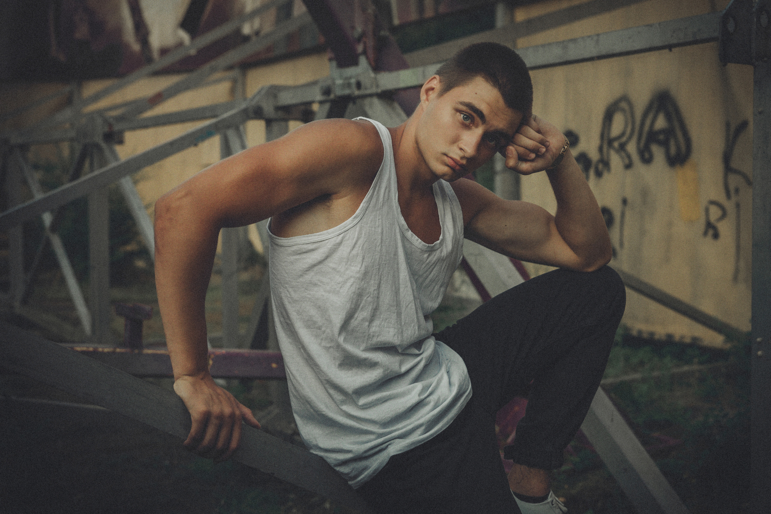 Портрет. ФОТОГРАФ КИШИНЁВ.ПОРТРЕТ.ИНДИВИДУАЛЬНАЯ ФОТОСЕССИЯ.БИЗНЕС ПОРТРЕТ.СЕМЕЙНАЯ ФОТОСЕССИЯ.БЕРЕМЕННОСТЬ.КРЕЩЕНИЕ.МОЛДОВА, КИШИНЁВ