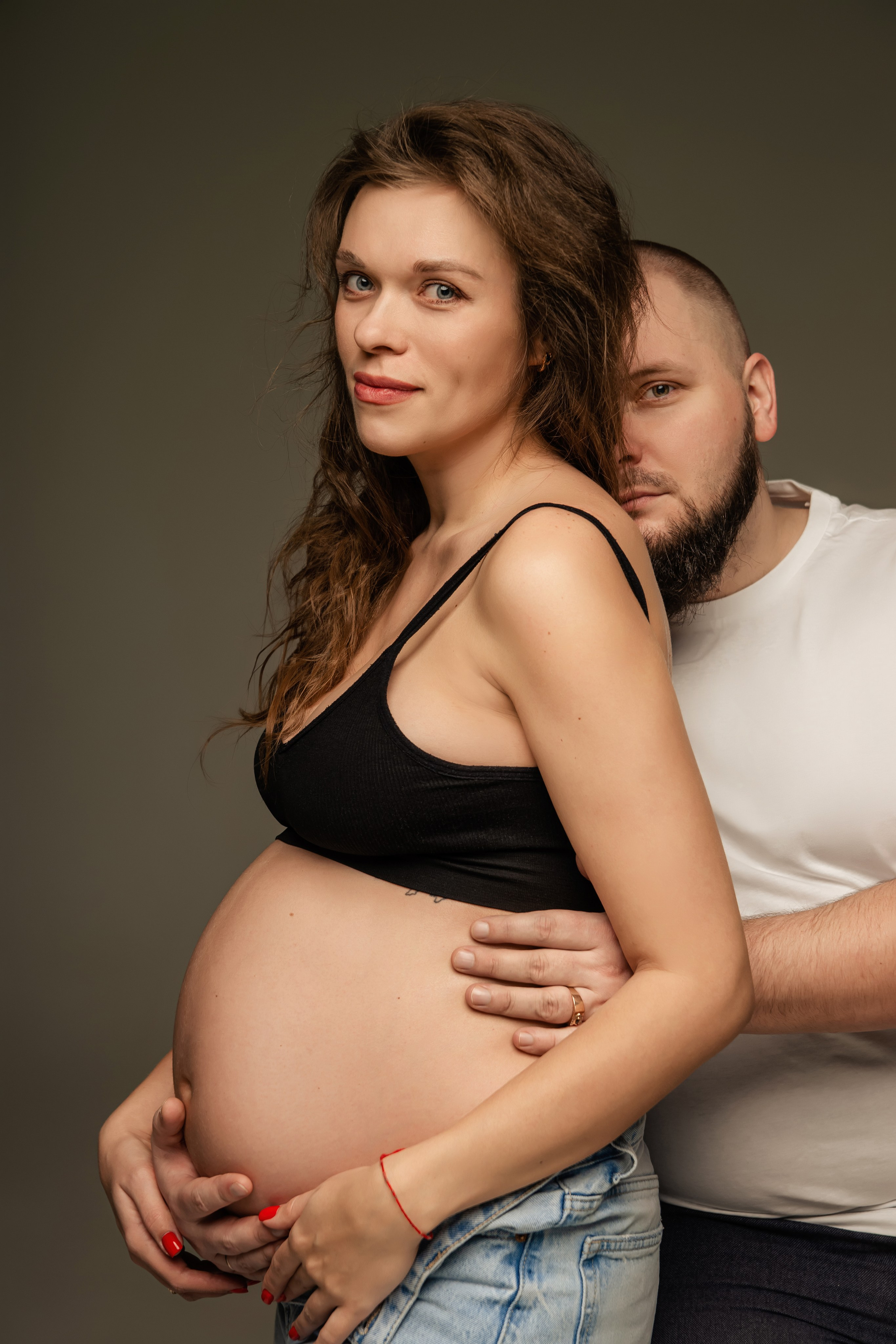 Беременность в студии. ФОТОГРАФ КИШИНЁВ.ПОРТРЕТ.ИНДИВИДУАЛЬНАЯ ФОТОСЕССИЯ.БИЗНЕС ПОРТРЕТ.СЕМЕЙНАЯ ФОТОСЕССИЯ.БЕРЕМЕННОСТЬ.КРЕЩЕНИЕ.МОЛДОВА, КИШИНЁВ
