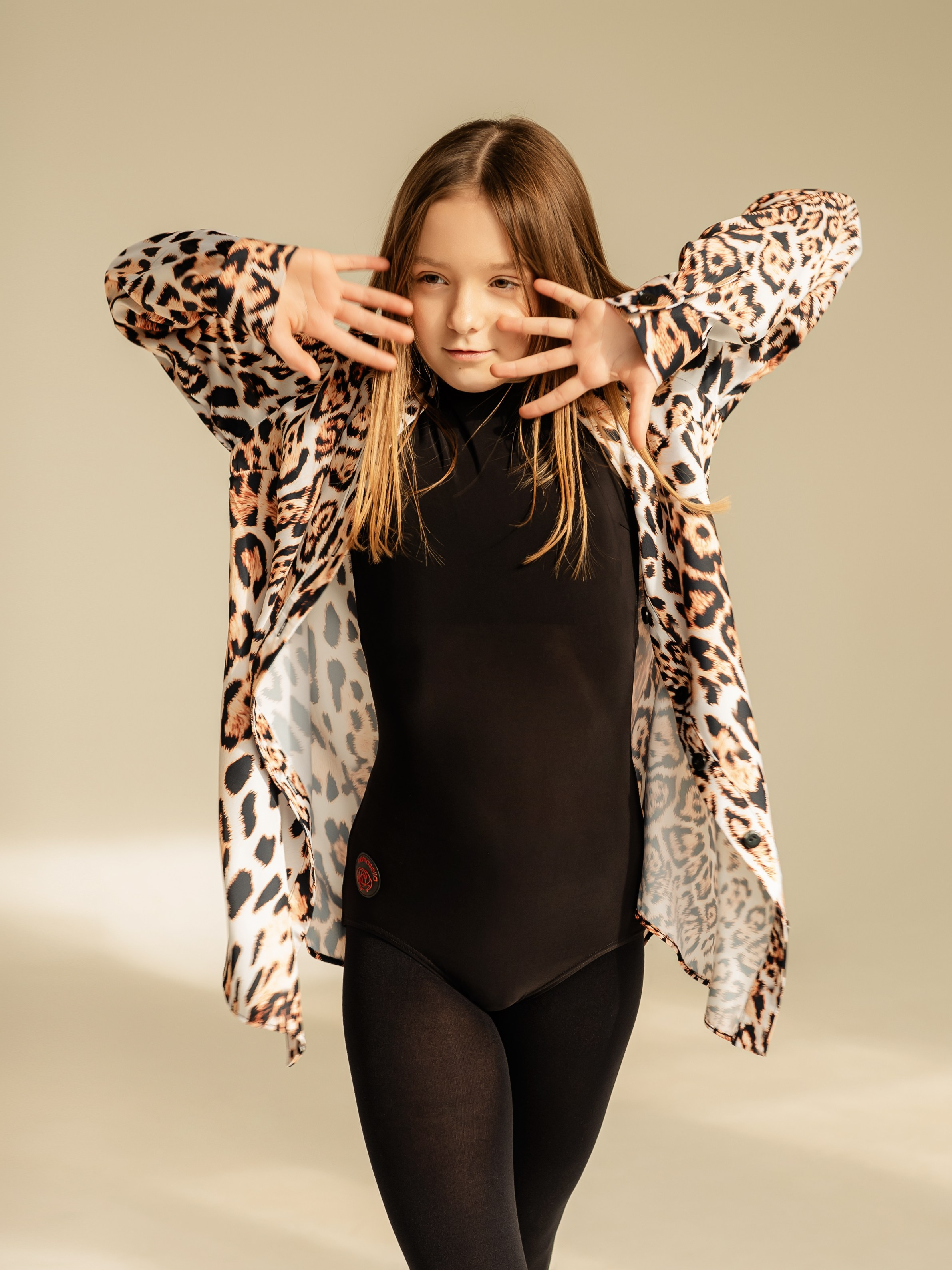 Брат и сестра. ФОТОГРАФ КИШИНЁВ.ПОРТРЕТ.ИНДИВИДУАЛЬНАЯ ФОТОСЕССИЯ.БИЗНЕС ПОРТРЕТ.СЕМЕЙНАЯ ФОТОСЕССИЯ.БЕРЕМЕННОСТЬ.КРЕЩЕНИЕ.МОЛДОВА, КИШИНЁВ