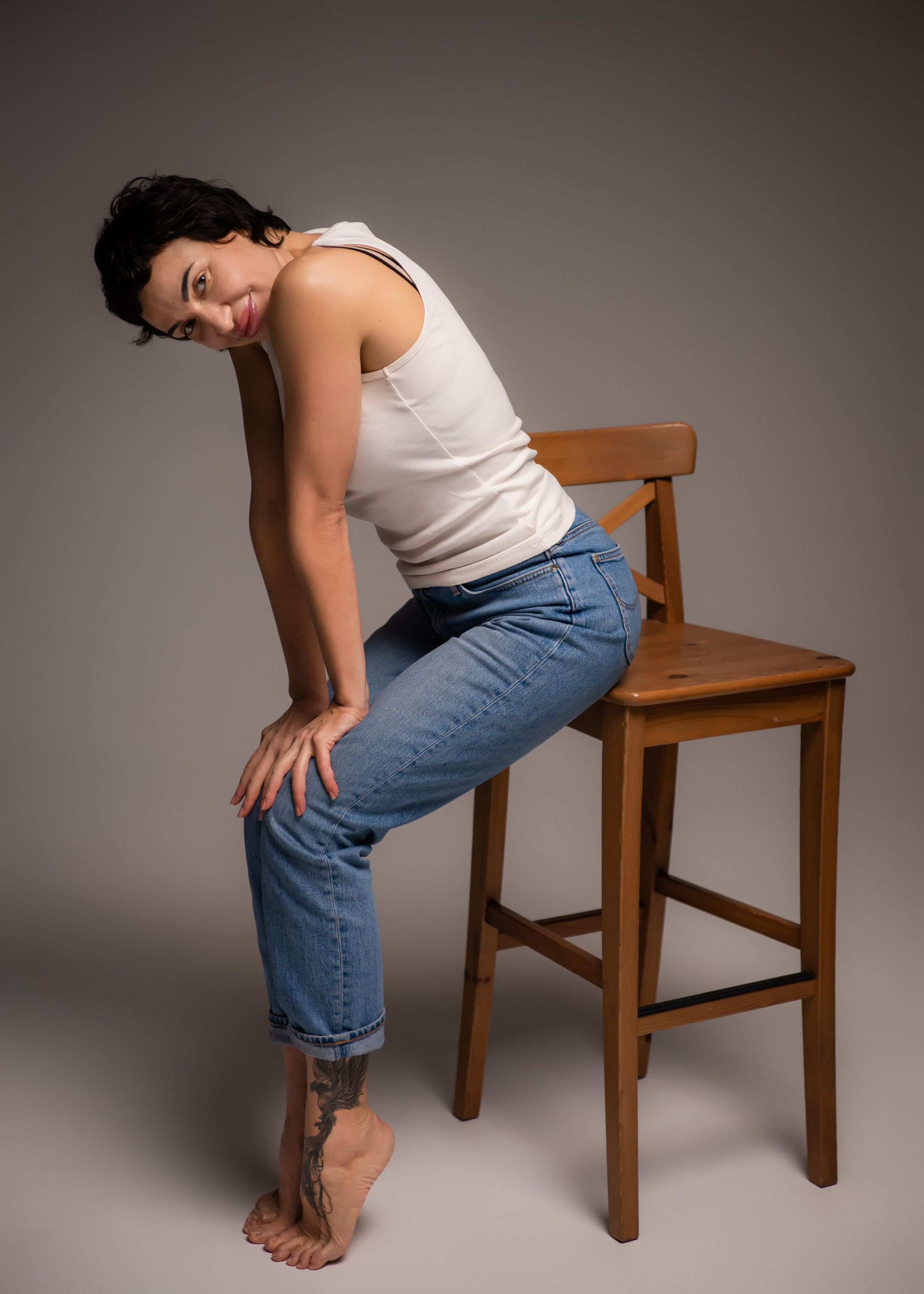 Виктория. ФОТОГРАФ КИШИНЁВ.ПОРТРЕТ.ИНДИВИДУАЛЬНАЯ ФОТОСЕССИЯ.БИЗНЕС ПОРТРЕТ.СЕМЕЙНАЯ ФОТОСЕССИЯ.БЕРЕМЕННОСТЬ.КРЕЩЕНИЕ.МОЛДОВА, КИШИНЁВ