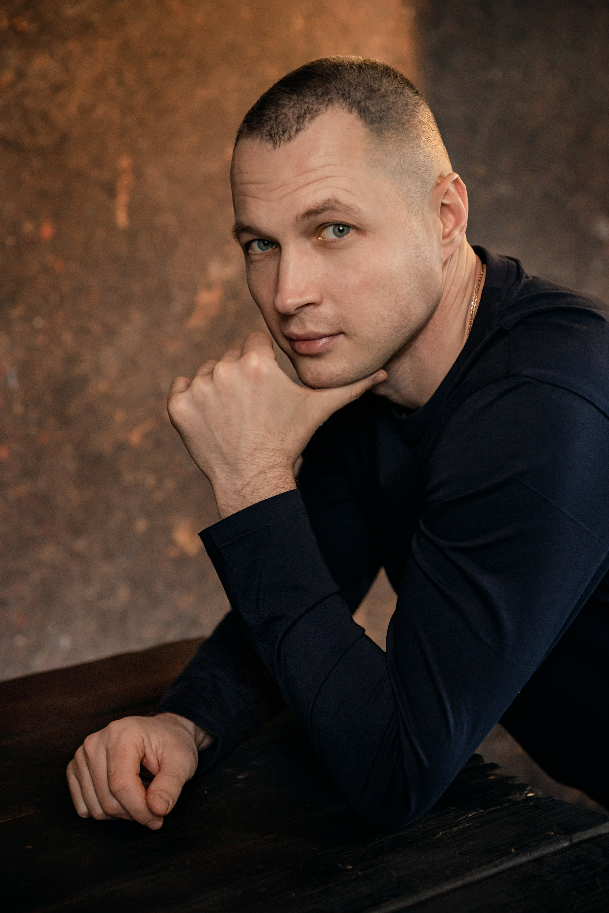 Портрет. ФОТОГРАФ КИШИНЁВ.ПОРТРЕТ.ИНДИВИДУАЛЬНАЯ ФОТОСЕССИЯ.БИЗНЕС ПОРТРЕТ.СЕМЕЙНАЯ ФОТОСЕССИЯ.БЕРЕМЕННОСТЬ.КРЕЩЕНИЕ.МОЛДОВА, КИШИНЁВ