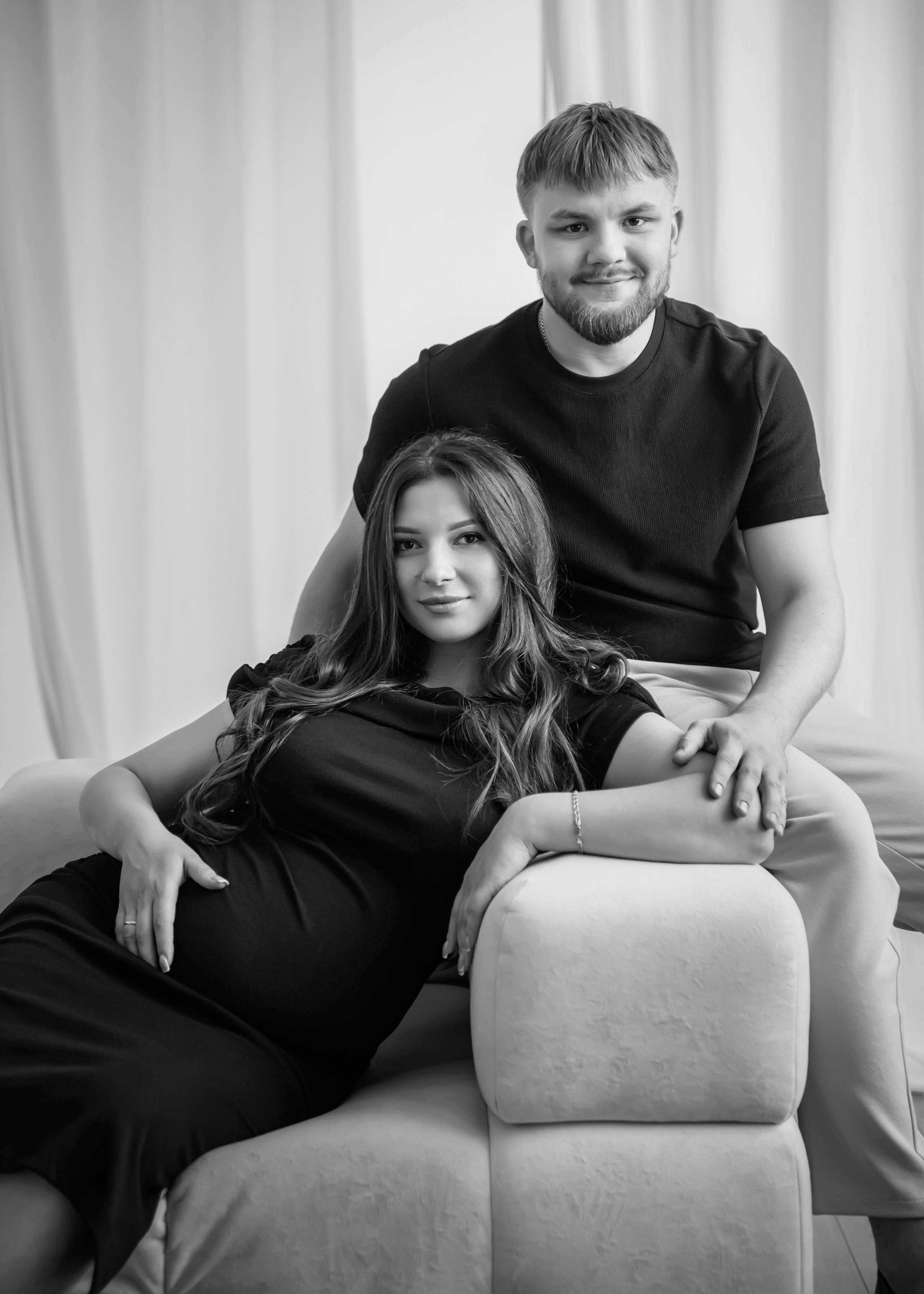 Беременность в студии. ФОТОГРАФ КИШИНЁВ.ПОРТРЕТ.ИНДИВИДУАЛЬНАЯ ФОТОСЕССИЯ.БИЗНЕС ПОРТРЕТ.СЕМЕЙНАЯ ФОТОСЕССИЯ.БЕРЕМЕННОСТЬ.КРЕЩЕНИЕ.МОЛДОВА, КИШИНЁВ