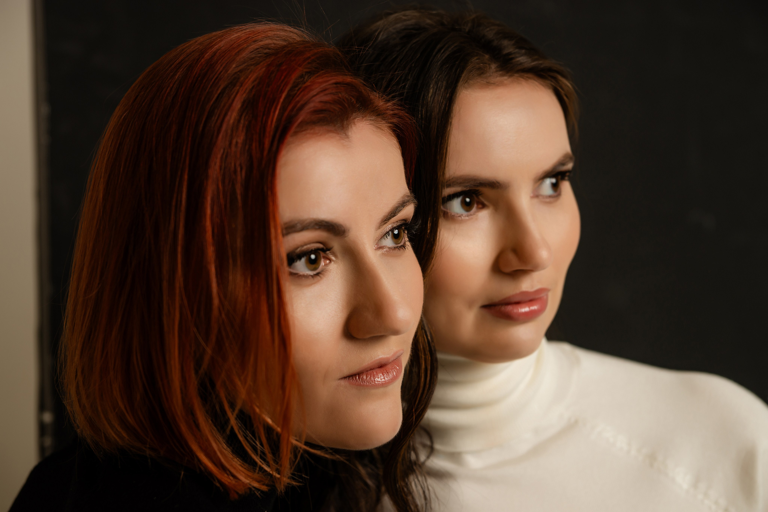 Сёстры Мария и Ирина. ФОТОГРАФ КИШИНЁВ.ПОРТРЕТ.ИНДИВИДУАЛЬНАЯ ФОТОСЕССИЯ.БИЗНЕС ПОРТРЕТ.СЕМЕЙНАЯ ФОТОСЕССИЯ.БЕРЕМЕННОСТЬ.КРЕЩЕНИЕ.МОЛДОВА, КИШИНЁВ