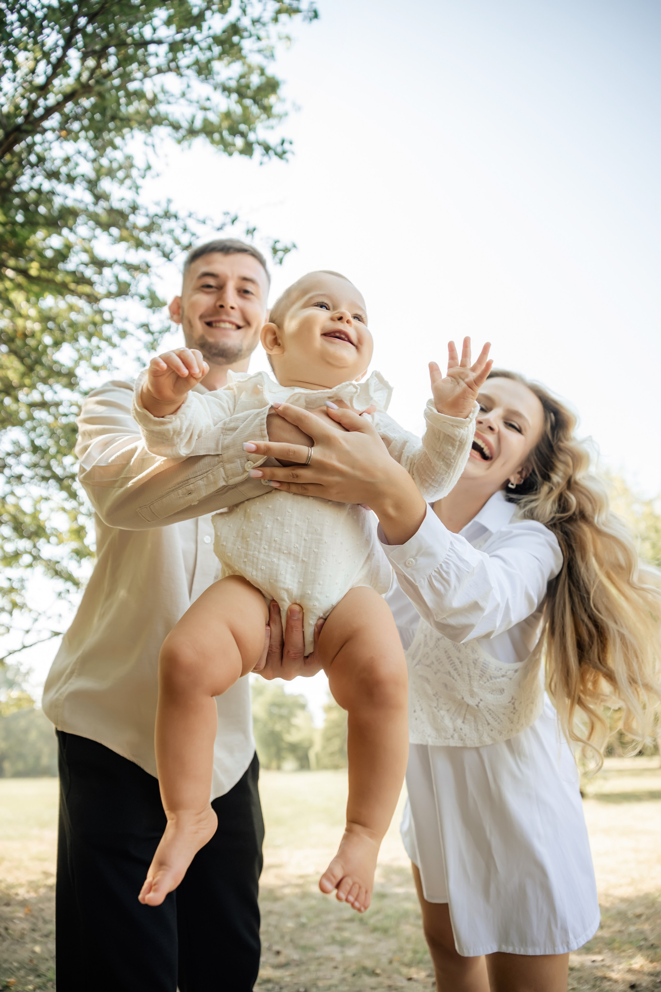 В парке. ФОТОГРАФ КИШИНЁВ.ПОРТРЕТ.ИНДИВИДУАЛЬНАЯ ФОТОСЕССИЯ.БИЗНЕС ПОРТРЕТ.СЕМЕЙНАЯ ФОТОСЕССИЯ.БЕРЕМЕННОСТЬ.КРЕЩЕНИЕ.МОЛДОВА, КИШИНЁВ