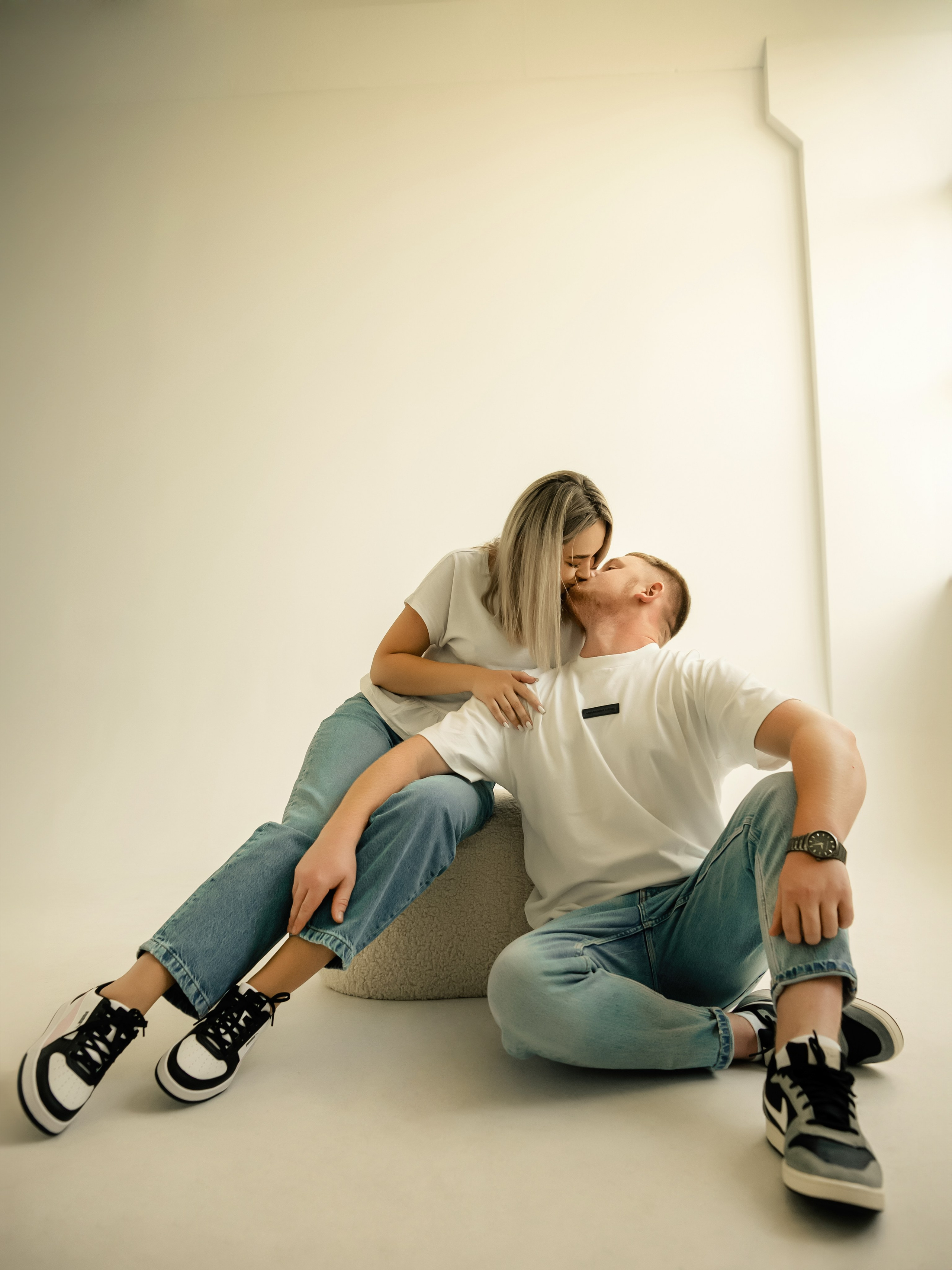 Ваня и Карина. ФОТОГРАФ КИШИНЁВ.ПОРТРЕТ.ИНДИВИДУАЛЬНАЯ ФОТОСЕССИЯ.БИЗНЕС ПОРТРЕТ.СЕМЕЙНАЯ ФОТОСЕССИЯ.БЕРЕМЕННОСТЬ.КРЕЩЕНИЕ.МОЛДОВА, КИШИНЁВ