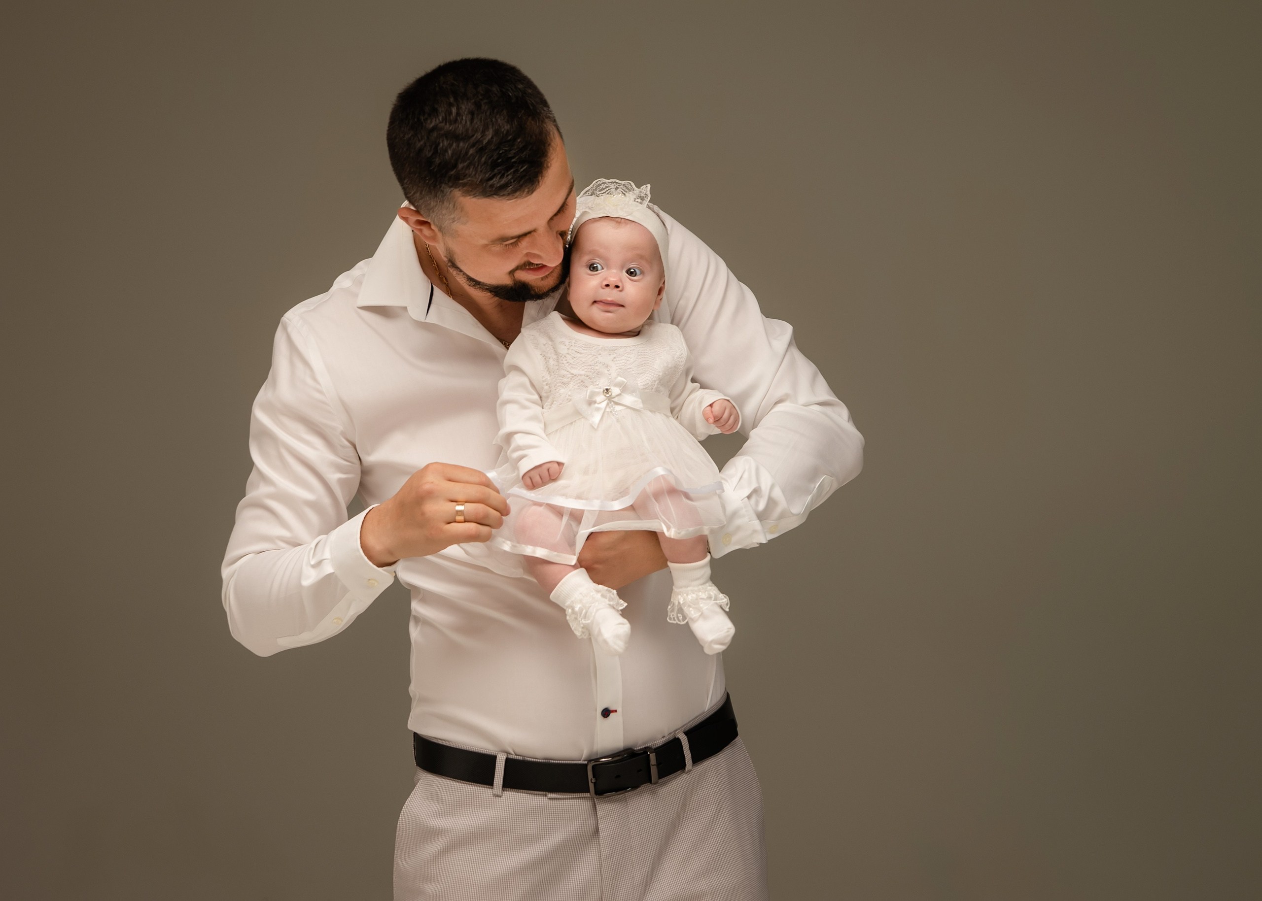 Фотосессия в студии. ФОТОГРАФ КИШИНЁВ.ПОРТРЕТ.ИНДИВИДУАЛЬНАЯ ФОТОСЕССИЯ.БИЗНЕС ПОРТРЕТ.СЕМЕЙНАЯ ФОТОСЕССИЯ.БЕРЕМЕННОСТЬ.КРЕЩЕНИЕ.МОЛДОВА, КИШИНЁВ