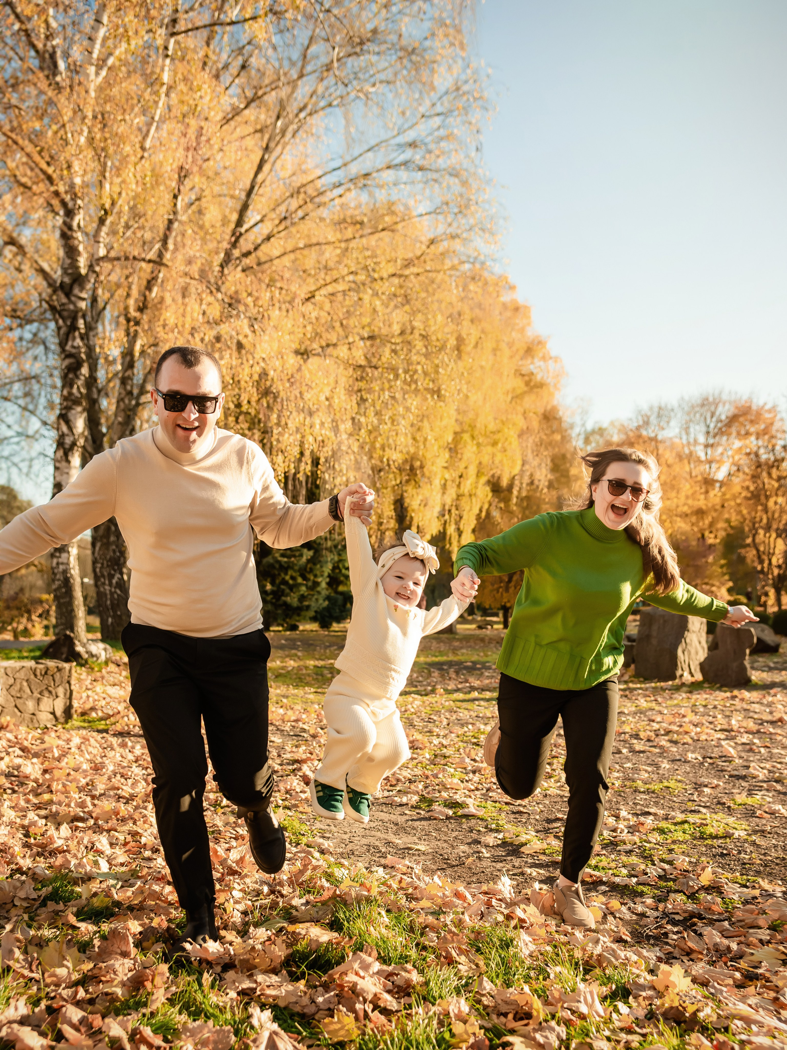Осенняя прогулка. ФОТОГРАФ КИШИНЁВ.ПОРТРЕТ.ИНДИВИДУАЛЬНАЯ ФОТОСЕССИЯ.БИЗНЕС ПОРТРЕТ.СЕМЕЙНАЯ ФОТОСЕССИЯ.БЕРЕМЕННОСТЬ.КРЕЩЕНИЕ.МОЛДОВА, КИШИНЁВ