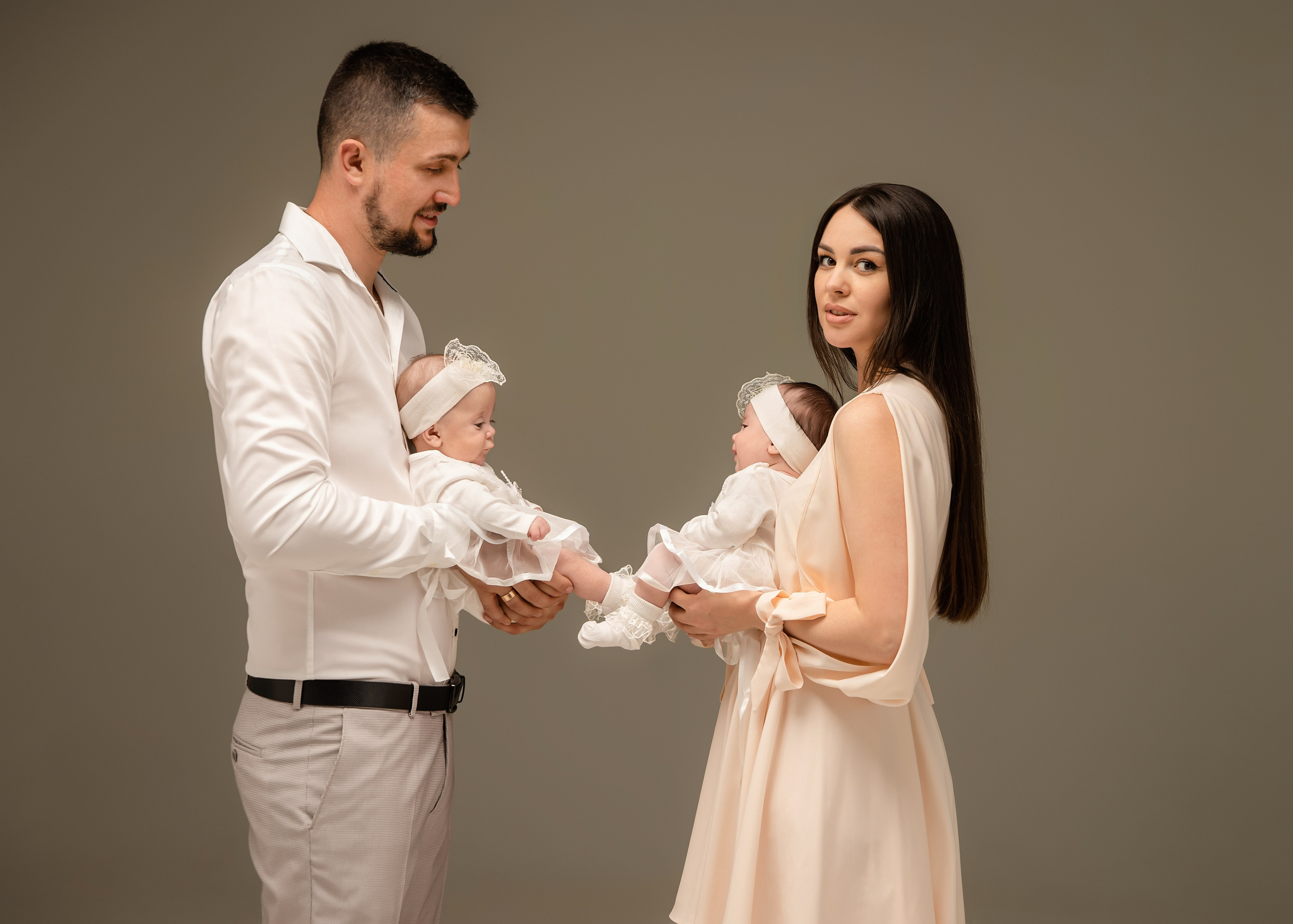 Фотосессия в студии. ФОТОГРАФ КИШИНЁВ.ПОРТРЕТ.ИНДИВИДУАЛЬНАЯ ФОТОСЕССИЯ.БИЗНЕС ПОРТРЕТ.СЕМЕЙНАЯ ФОТОСЕССИЯ.БЕРЕМЕННОСТЬ.КРЕЩЕНИЕ.МОЛДОВА, КИШИНЁВ