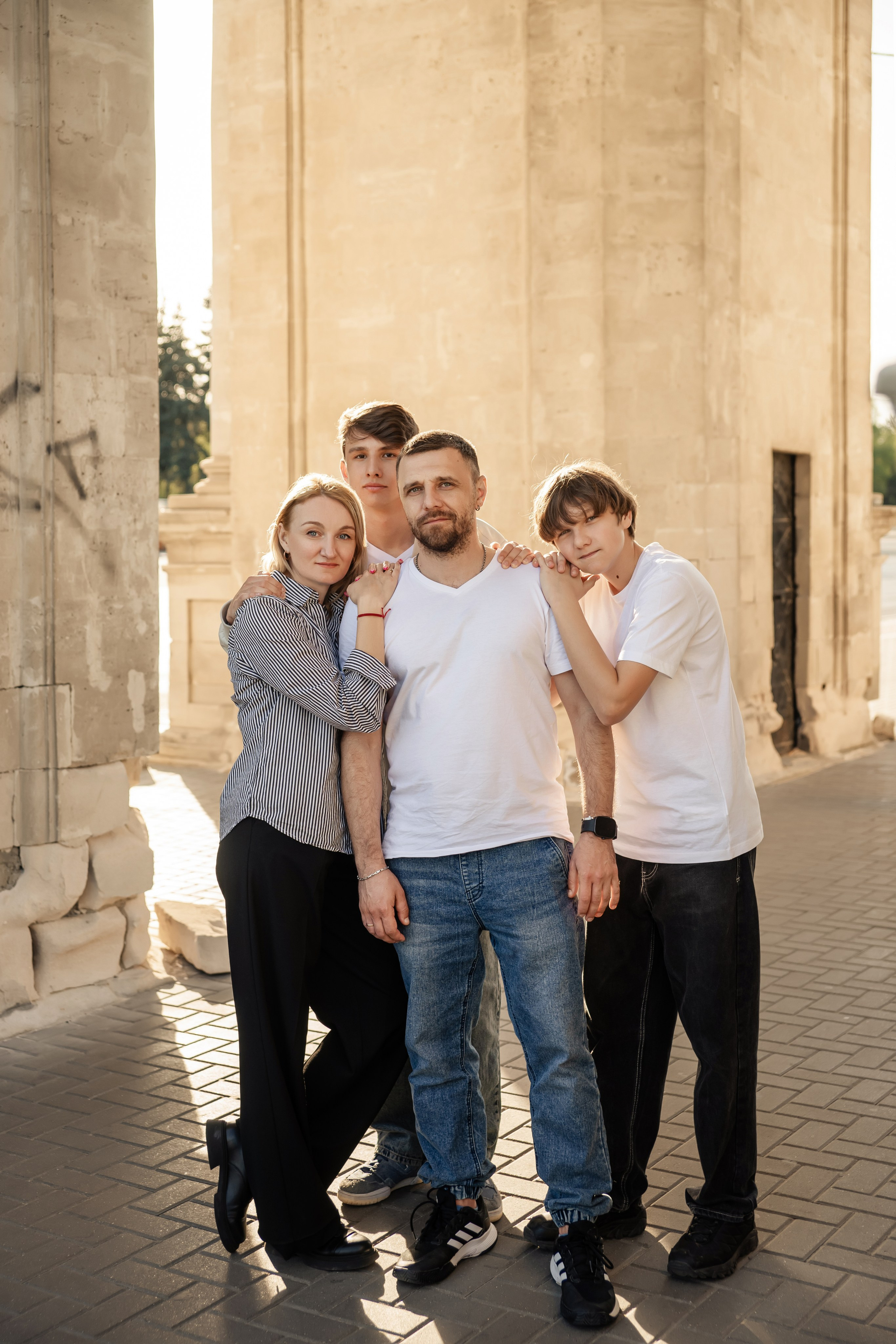 Прогулка в городе. ФОТОГРАФ КИШИНЁВ.ПОРТРЕТ.ИНДИВИДУАЛЬНАЯ ФОТОСЕССИЯ.БИЗНЕС ПОРТРЕТ.СЕМЕЙНАЯ ФОТОСЕССИЯ.БЕРЕМЕННОСТЬ.КРЕЩЕНИЕ.МОЛДОВА, КИШИНЁВ
